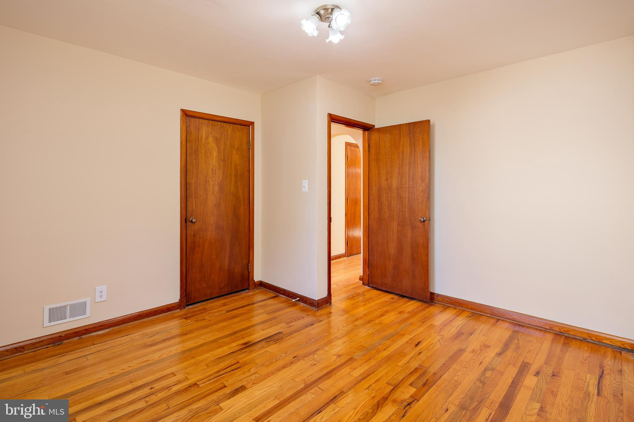 CALIFORNIA GROVE - Residential