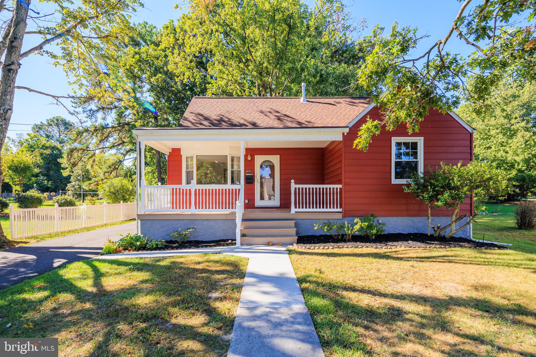 CALIFORNIA GROVE - Residential