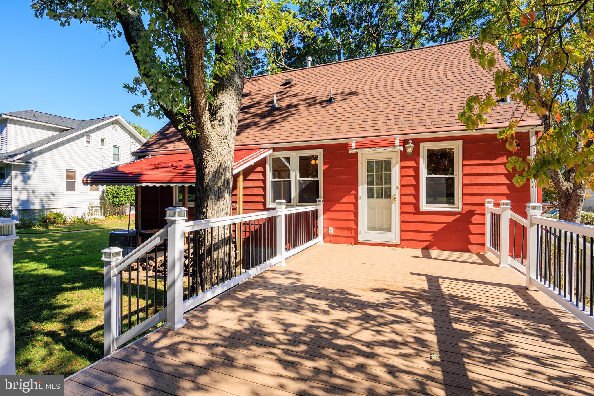 CALIFORNIA GROVE - Residential