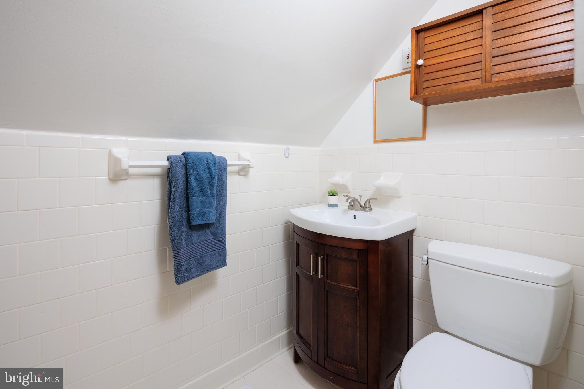 CALIFORNIA GROVE - Residential