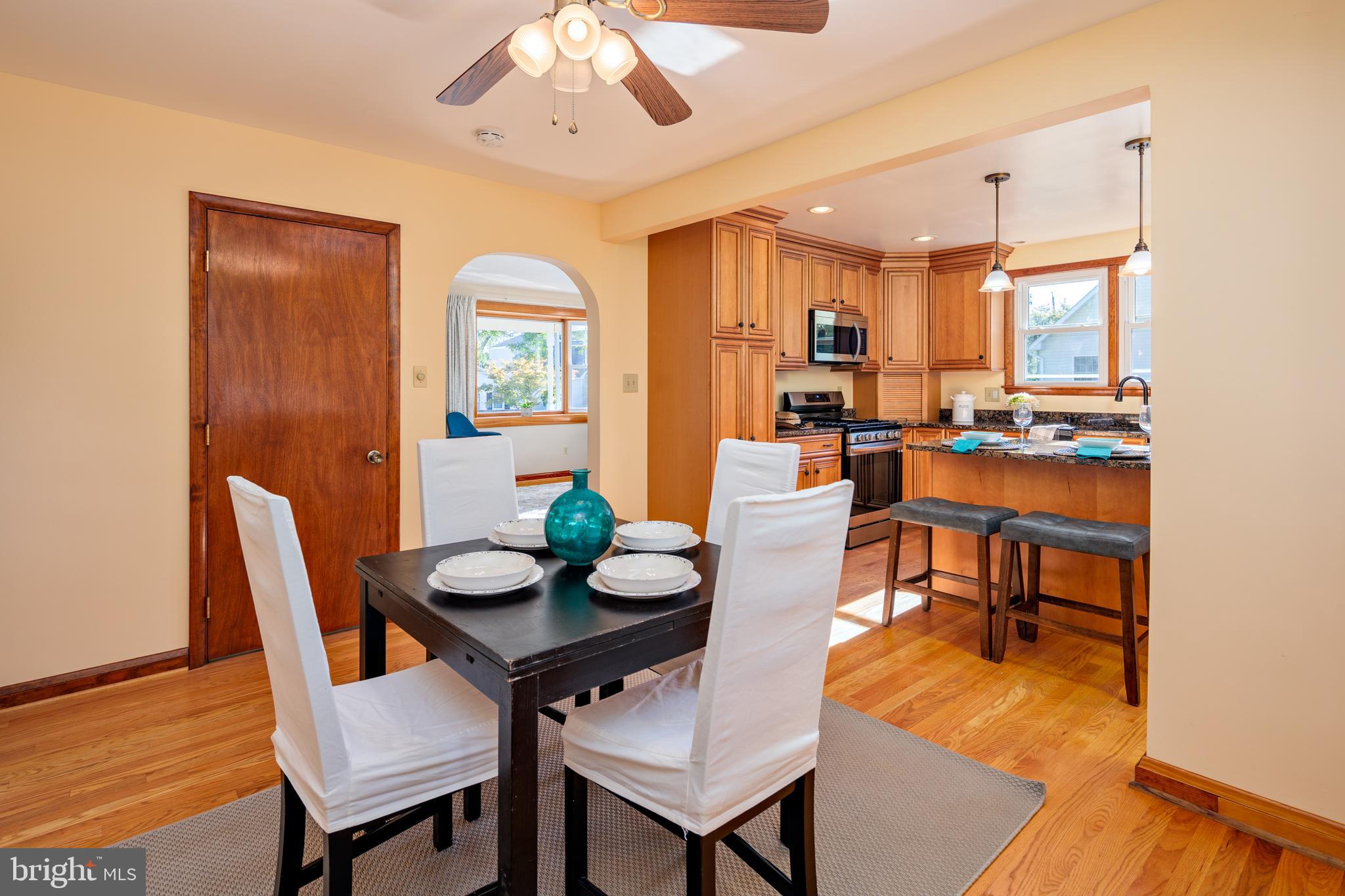 CALIFORNIA GROVE - Residential