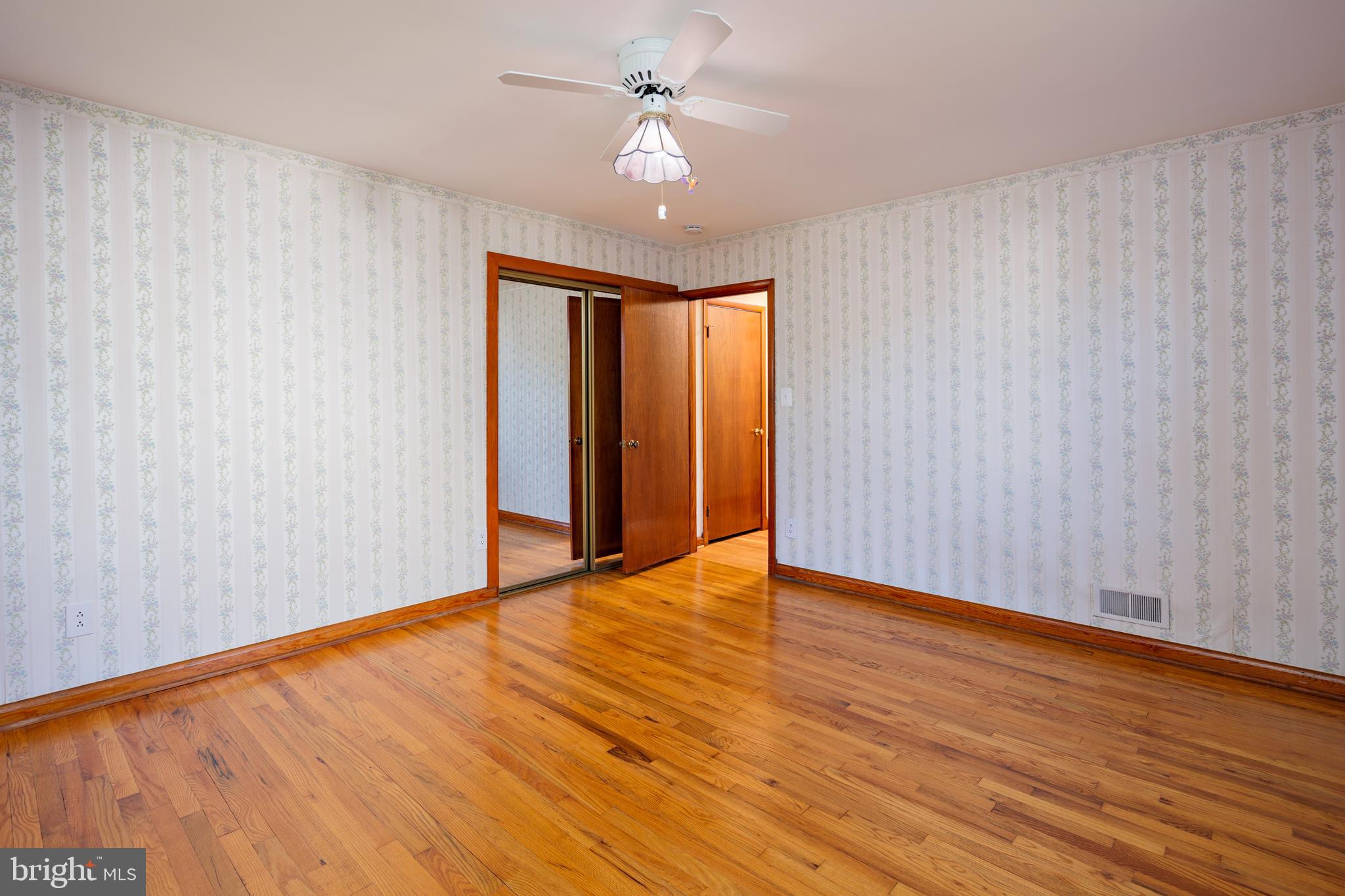 CALIFORNIA GROVE - Residential