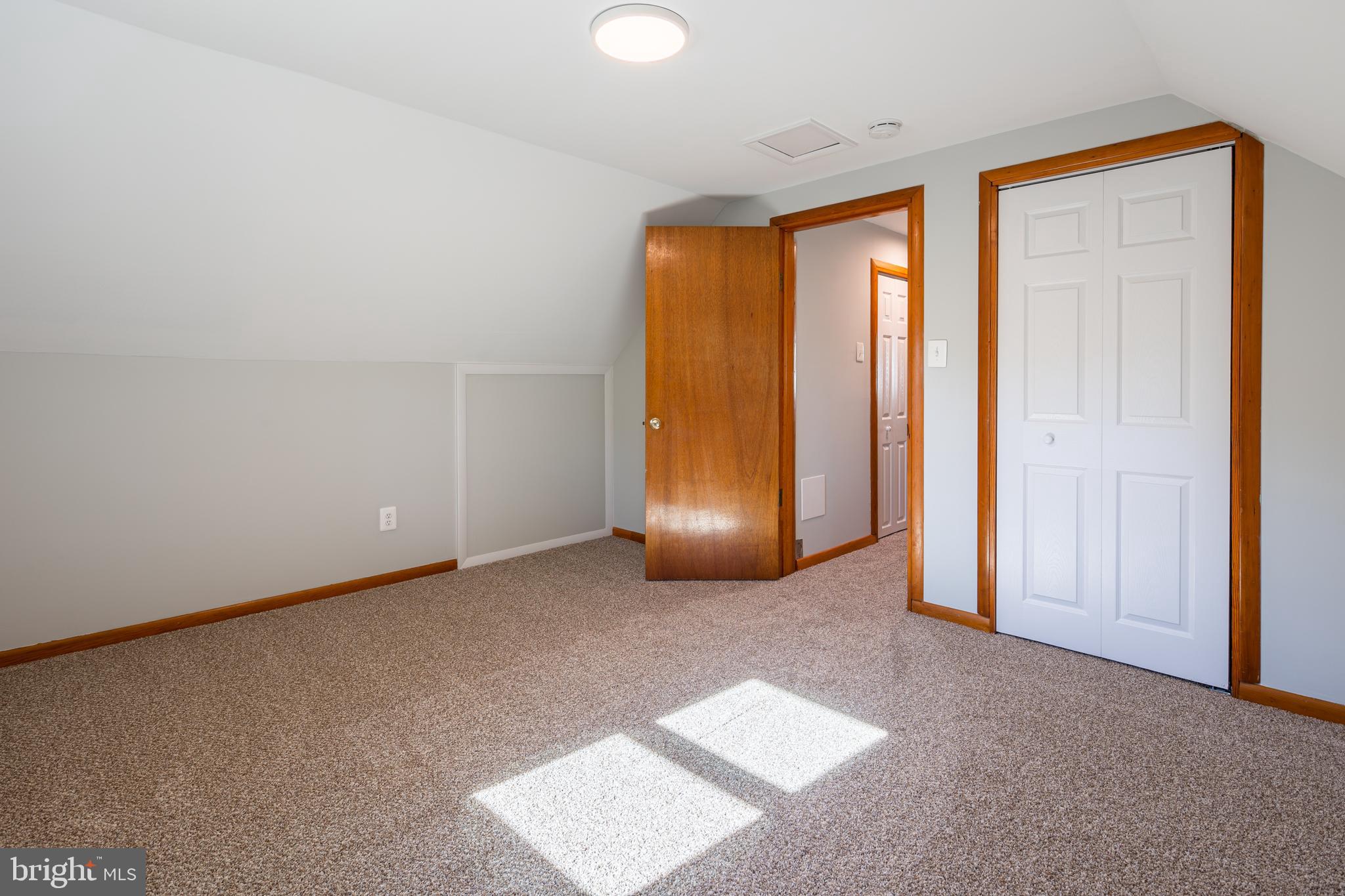 CALIFORNIA GROVE - Residential