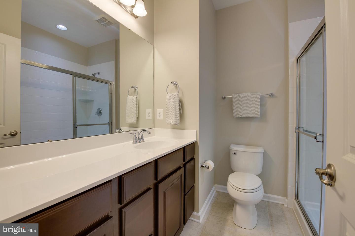 GREEKTOWN - Residential Lease