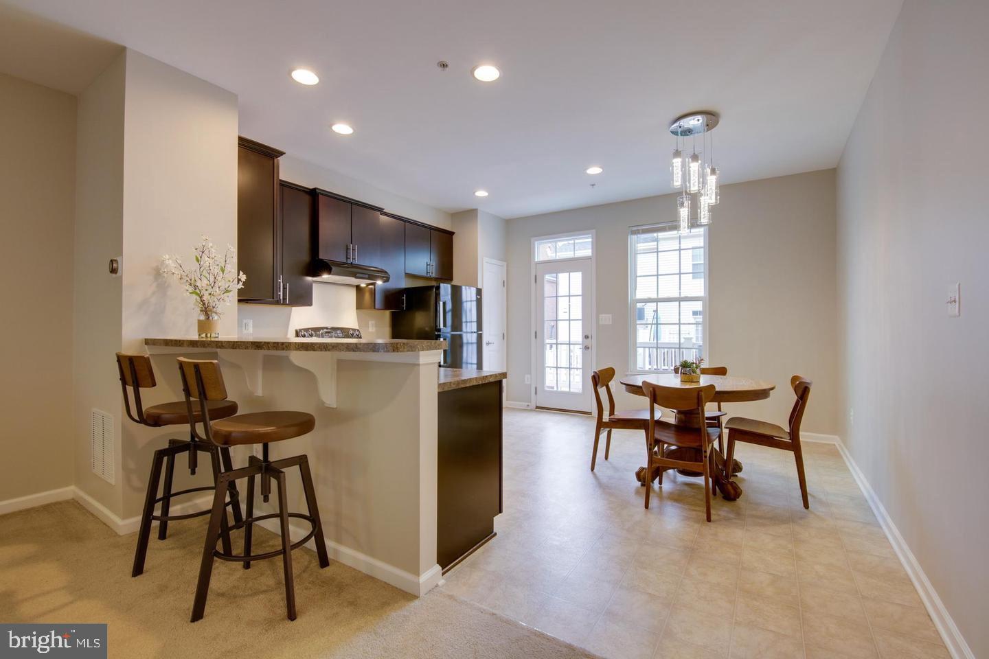 GREEKTOWN - Residential Lease