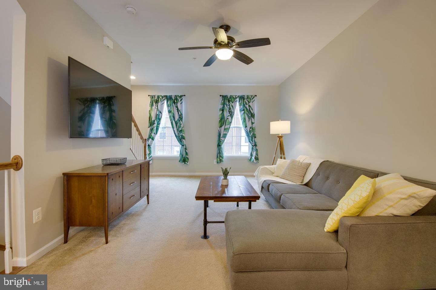 GREEKTOWN - Residential Lease