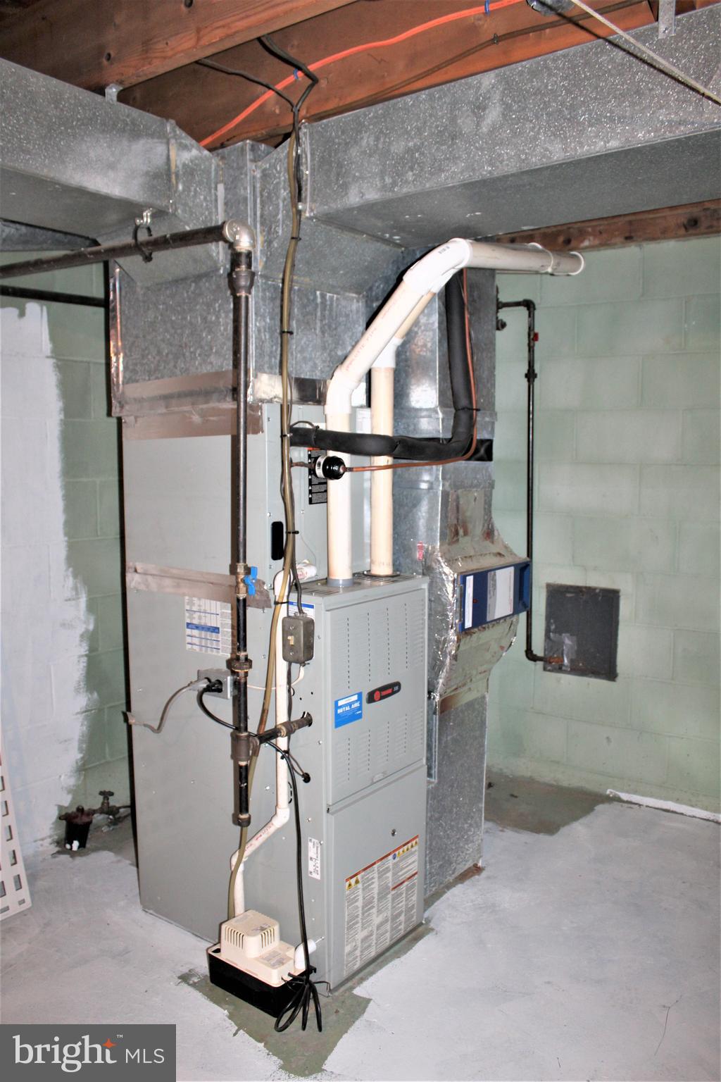 STONEY RUN - Residential