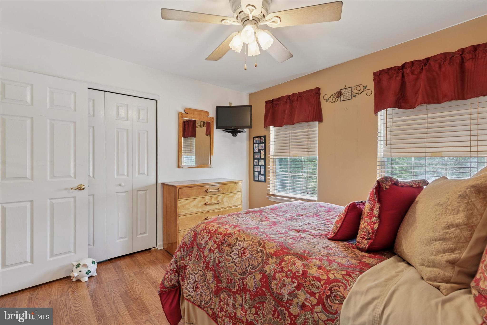 WARRINGTON OAKS - Residential