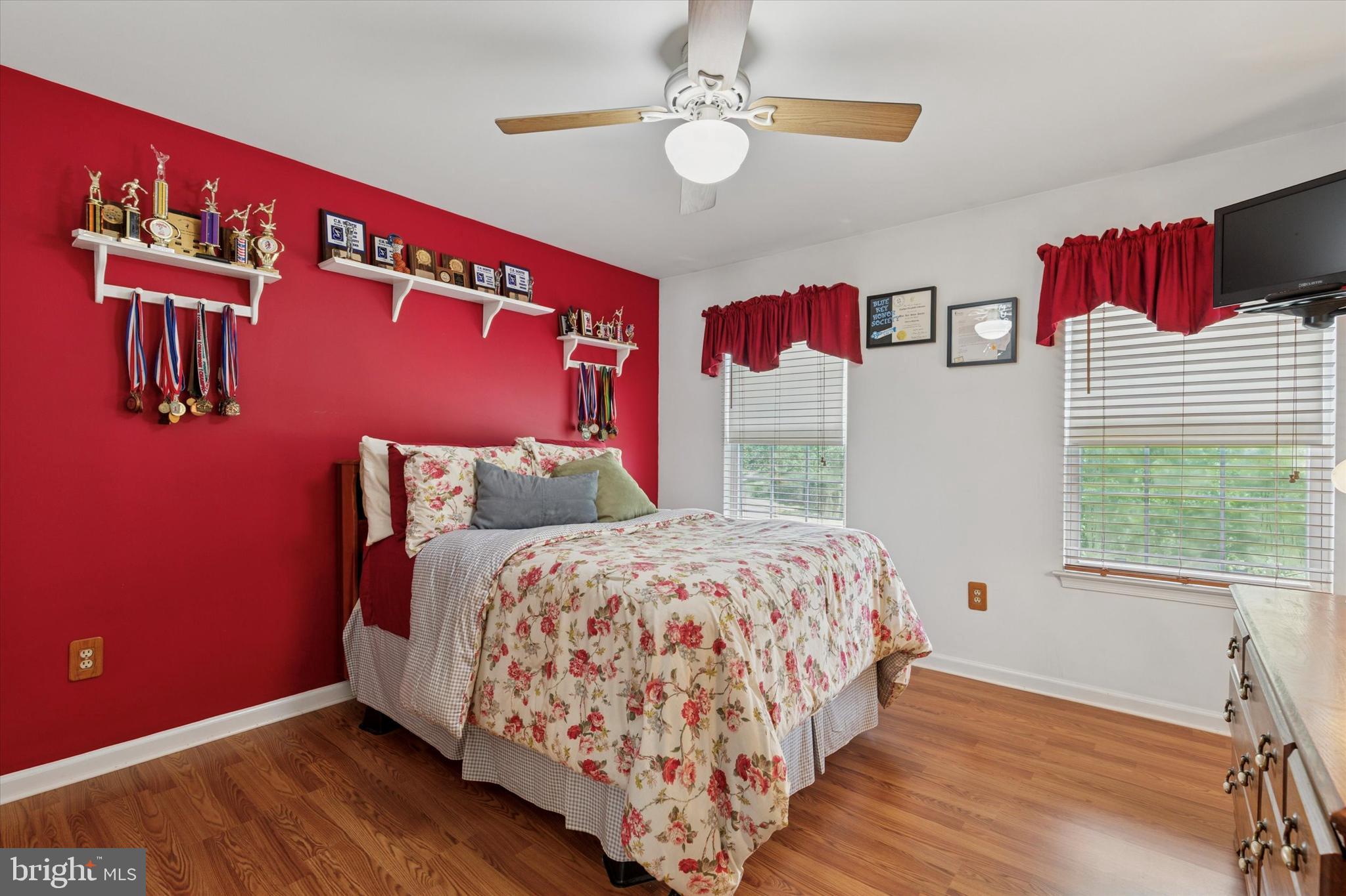 WARRINGTON OAKS - Residential