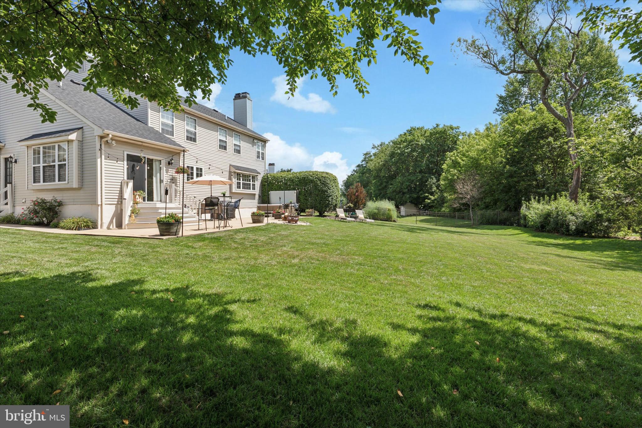 WARRINGTON OAKS - Residential