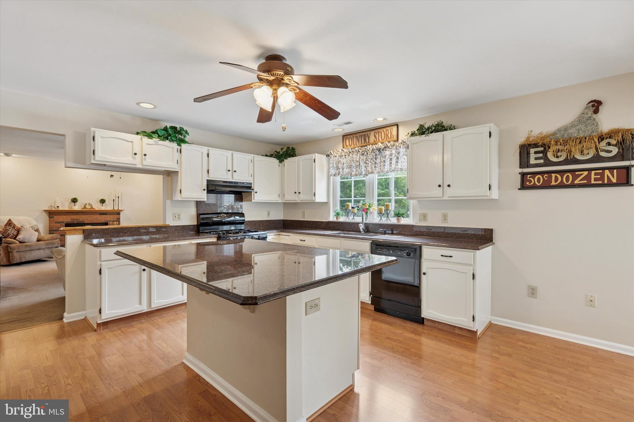 WARRINGTON OAKS - Residential