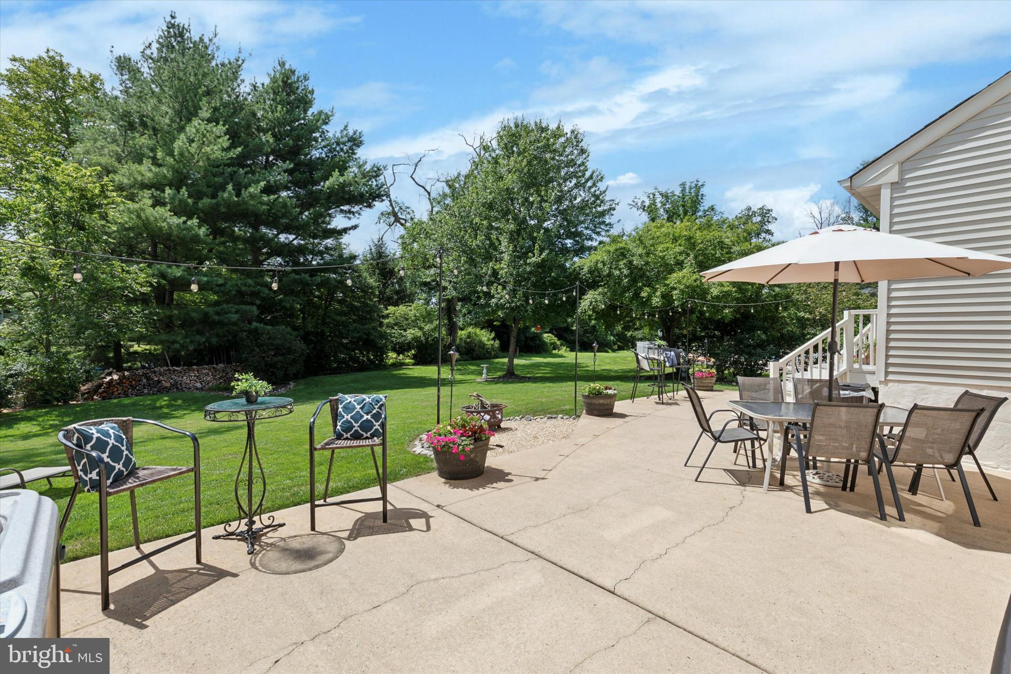 WARRINGTON OAKS - Residential