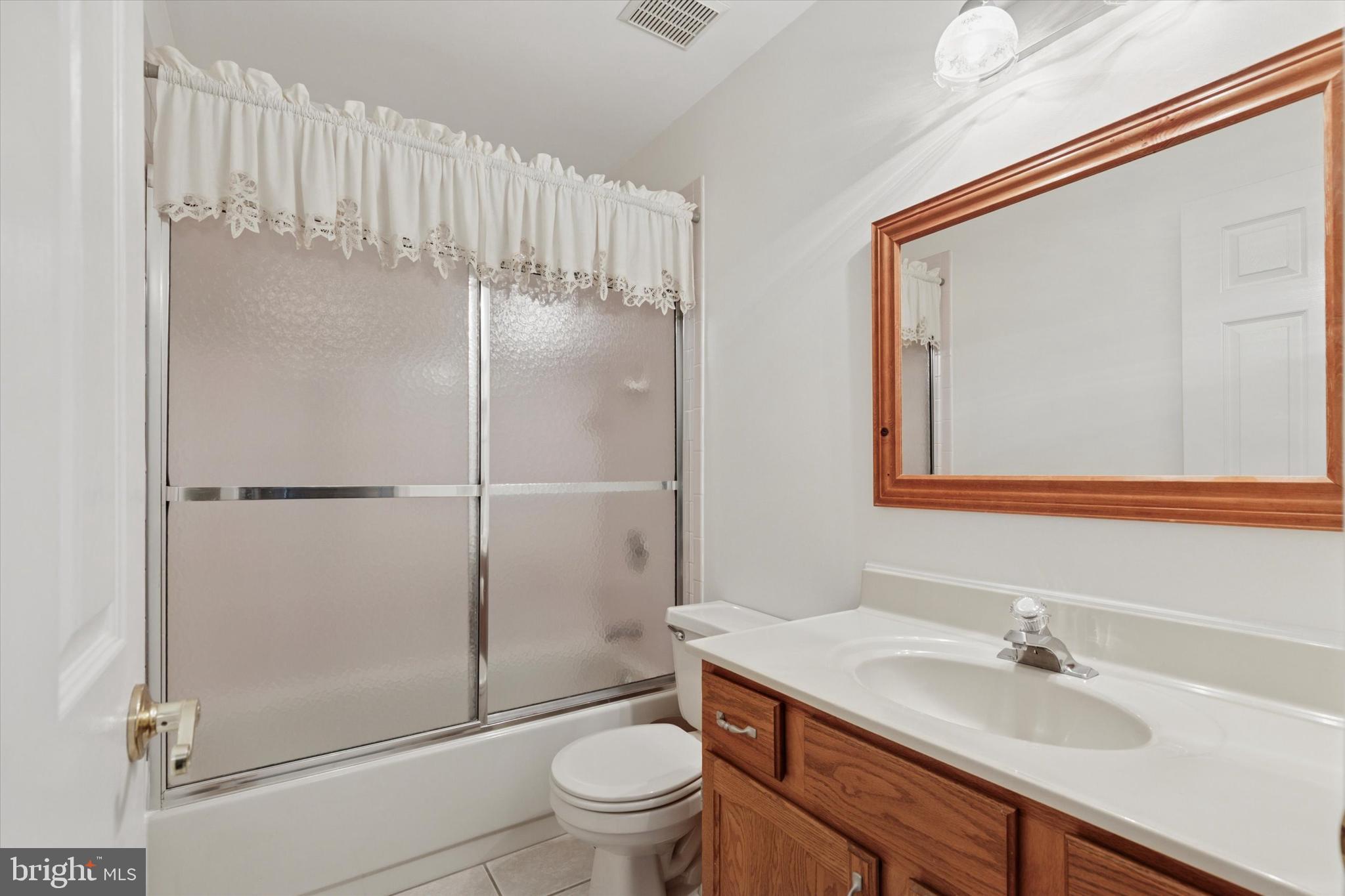 WARRINGTON OAKS - Residential