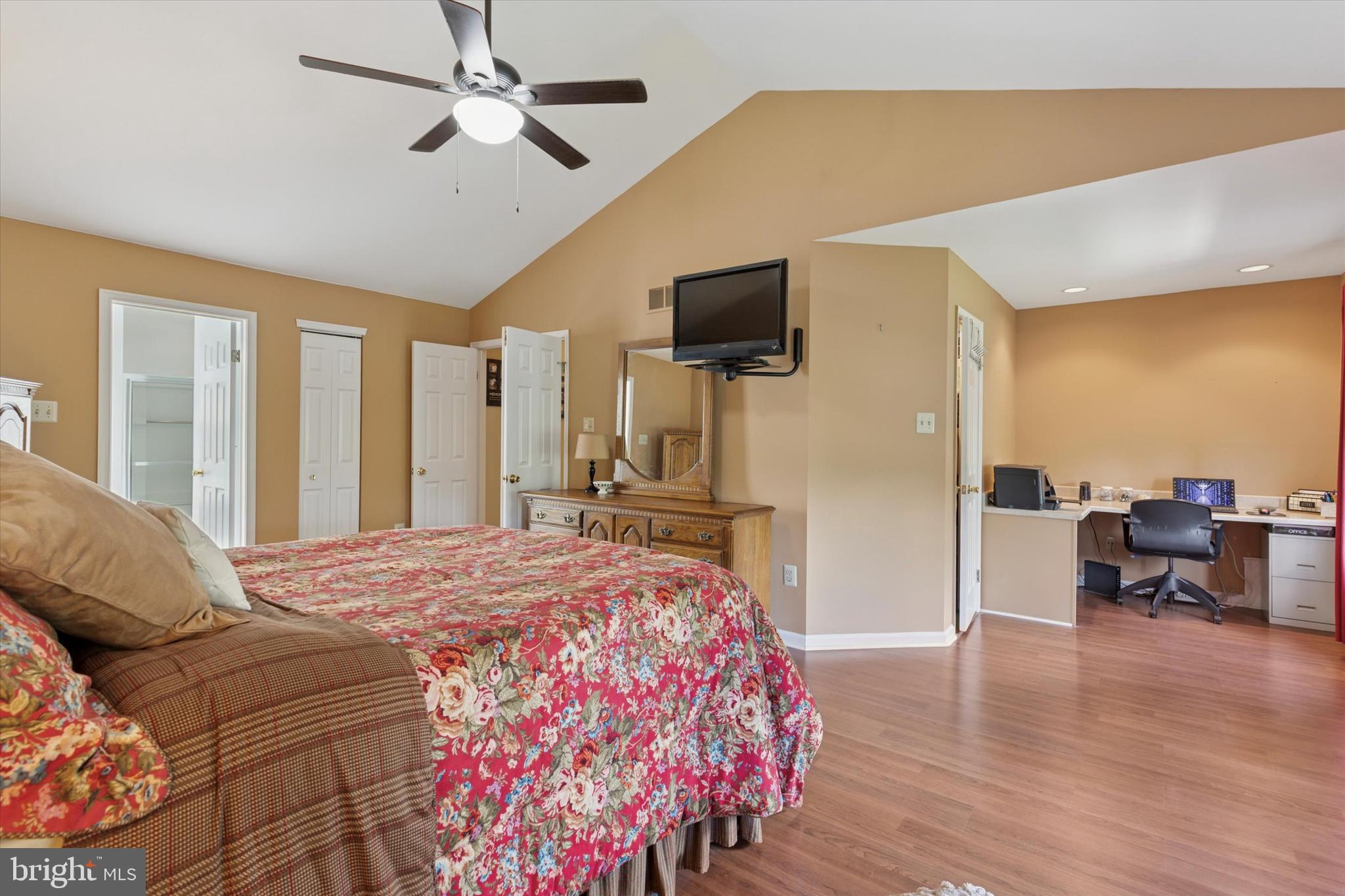 WARRINGTON OAKS - Residential