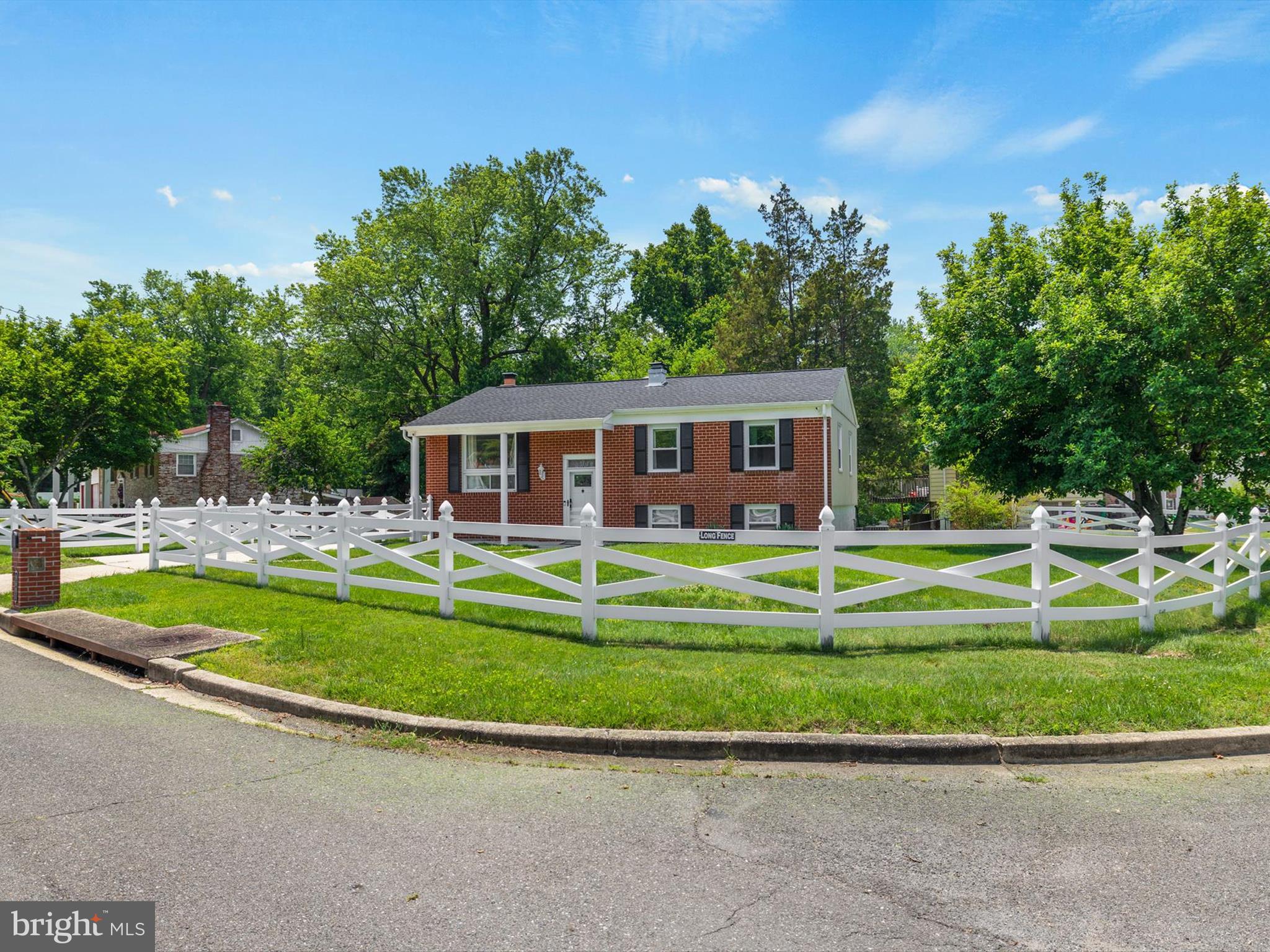 9601 SMALL DRIVE