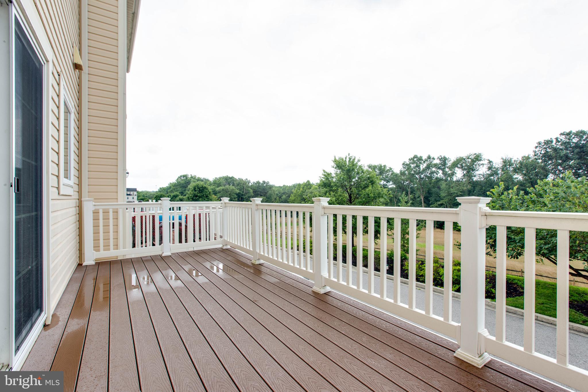 OXFORD SQUARE - Residential Lease