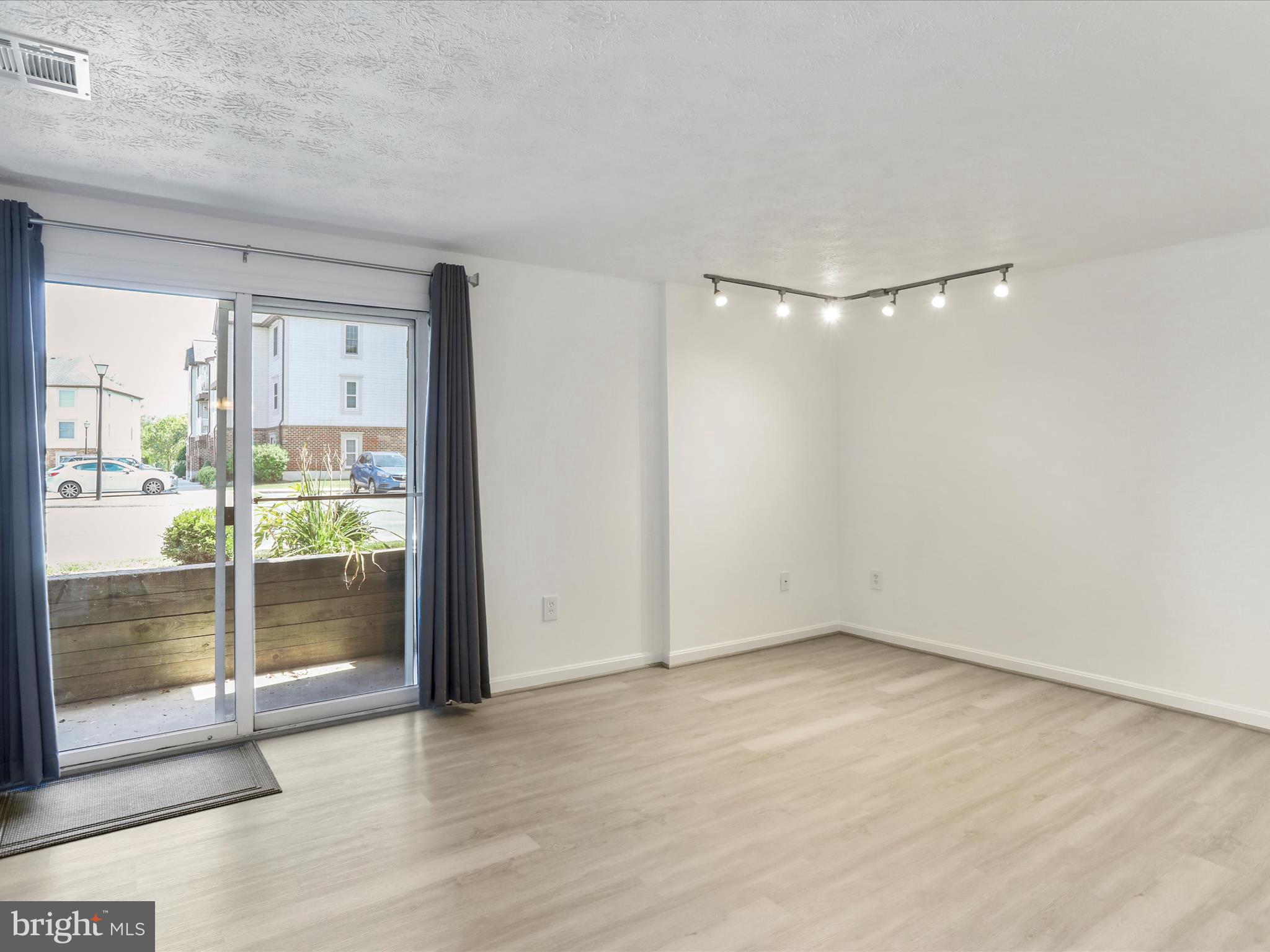 FREDERICKTOWNE VILLAGE - Residential