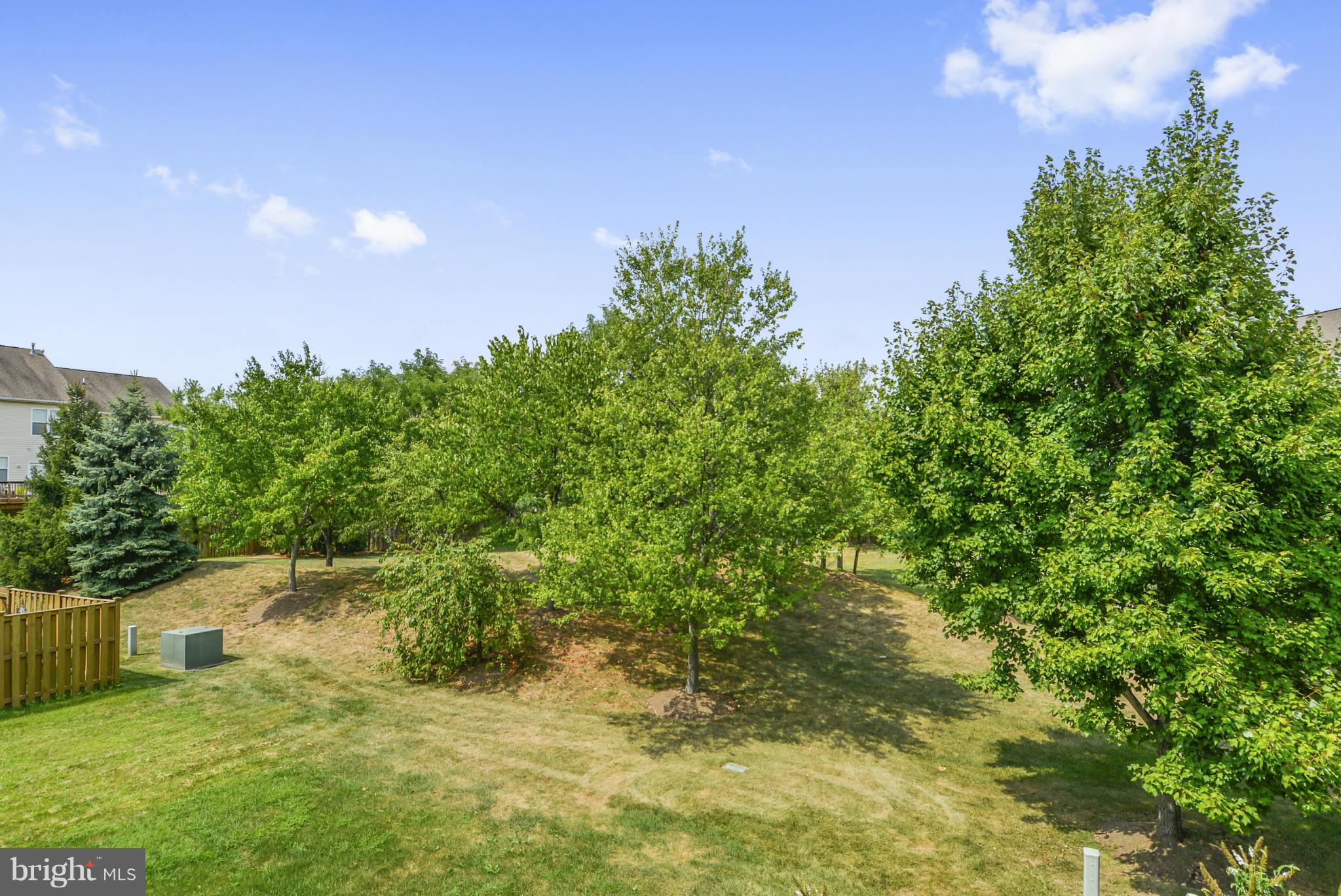 FARMWELL HUNT - Residential