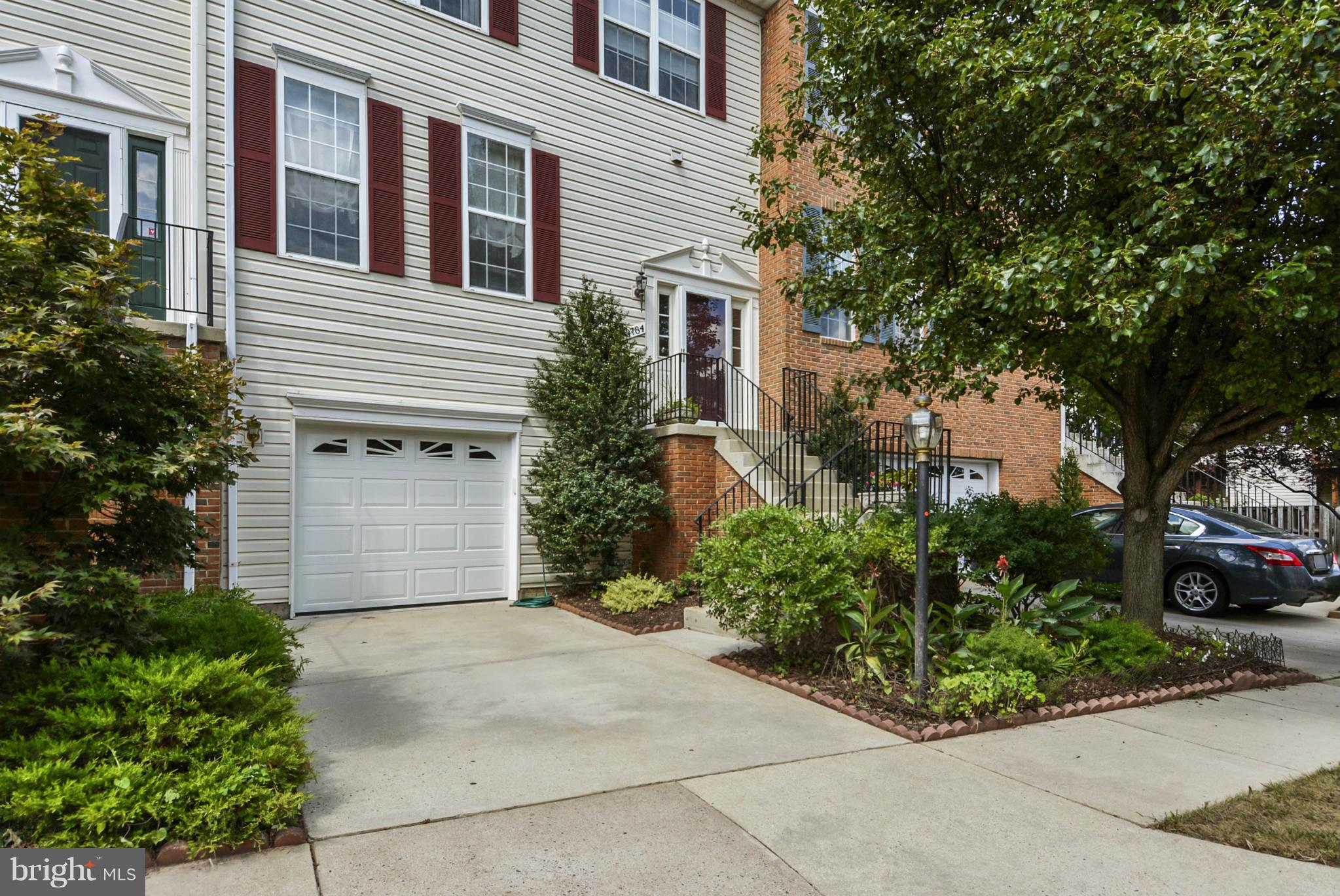 FARMWELL HUNT - Residential