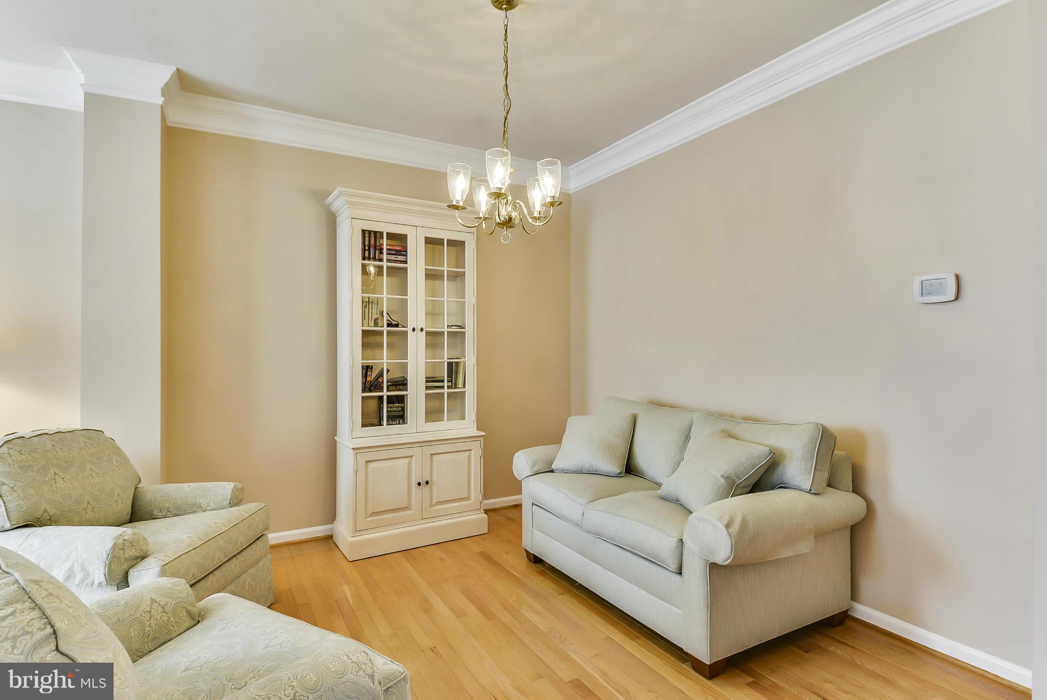 FARMWELL HUNT - Residential