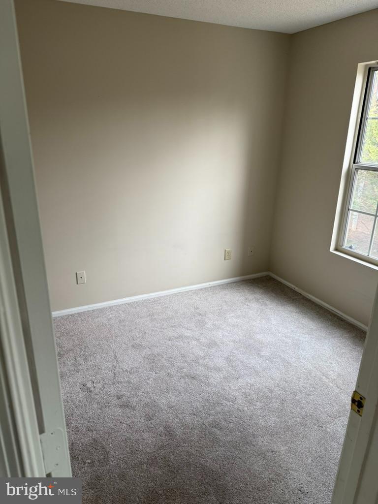 FOX CHASE/EXETER - Residential