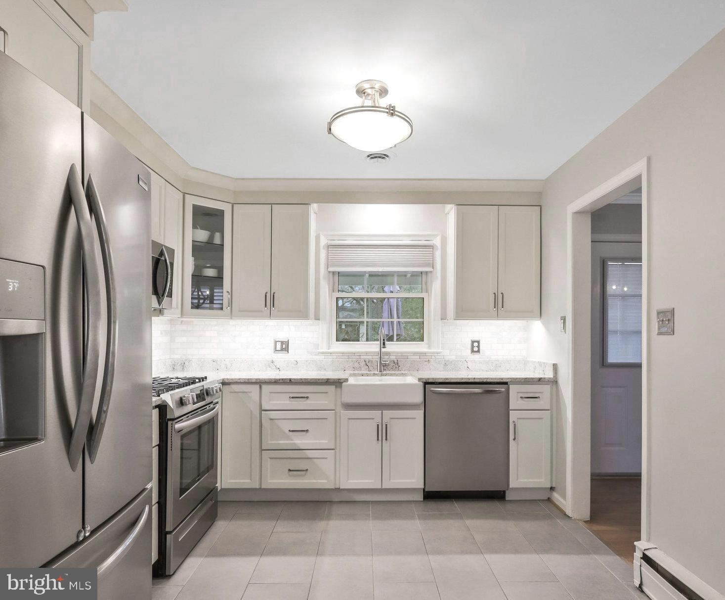 COLLINGWOOD ESTATES - Residential