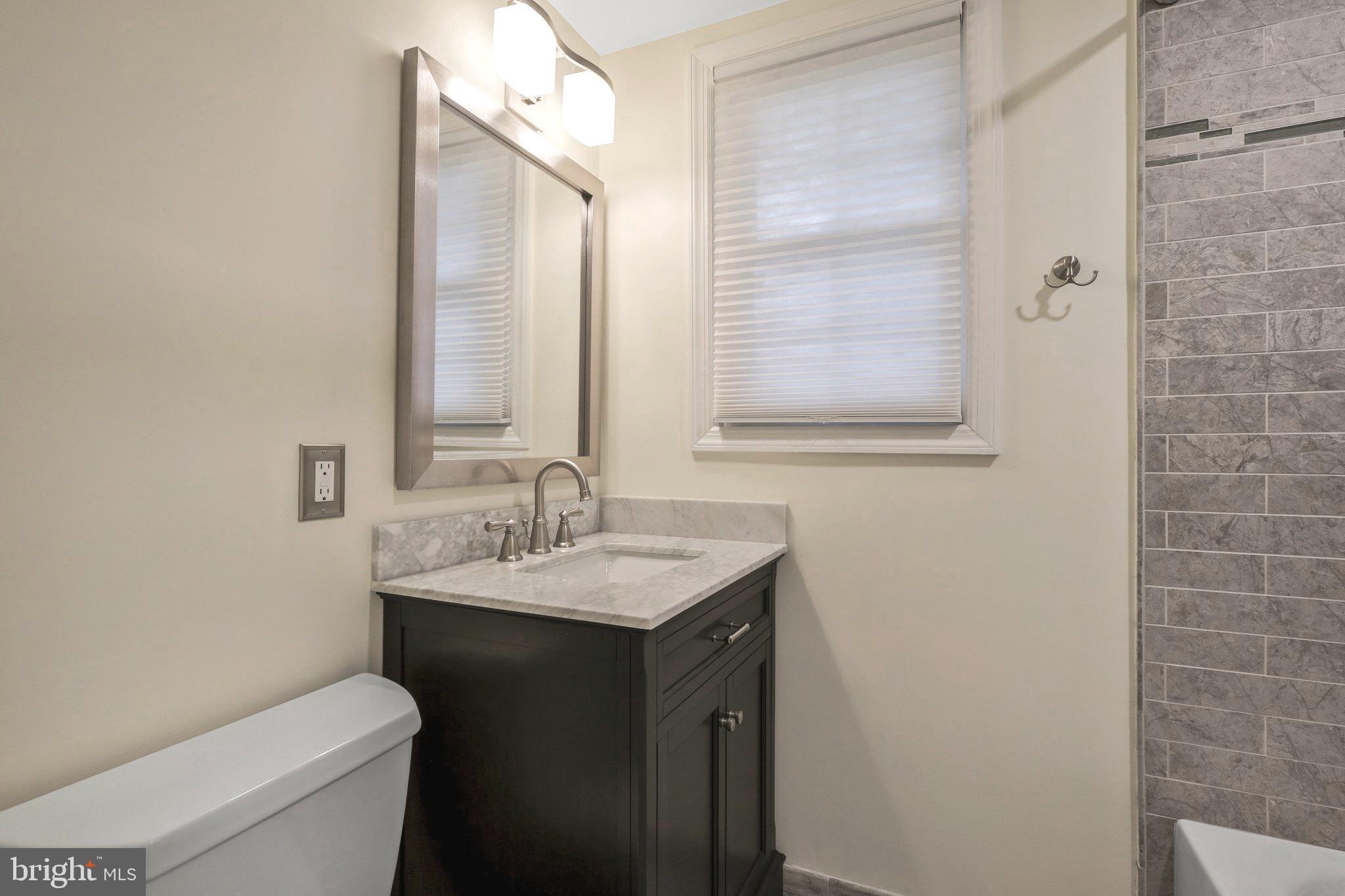 COLLINGWOOD ESTATES - Residential