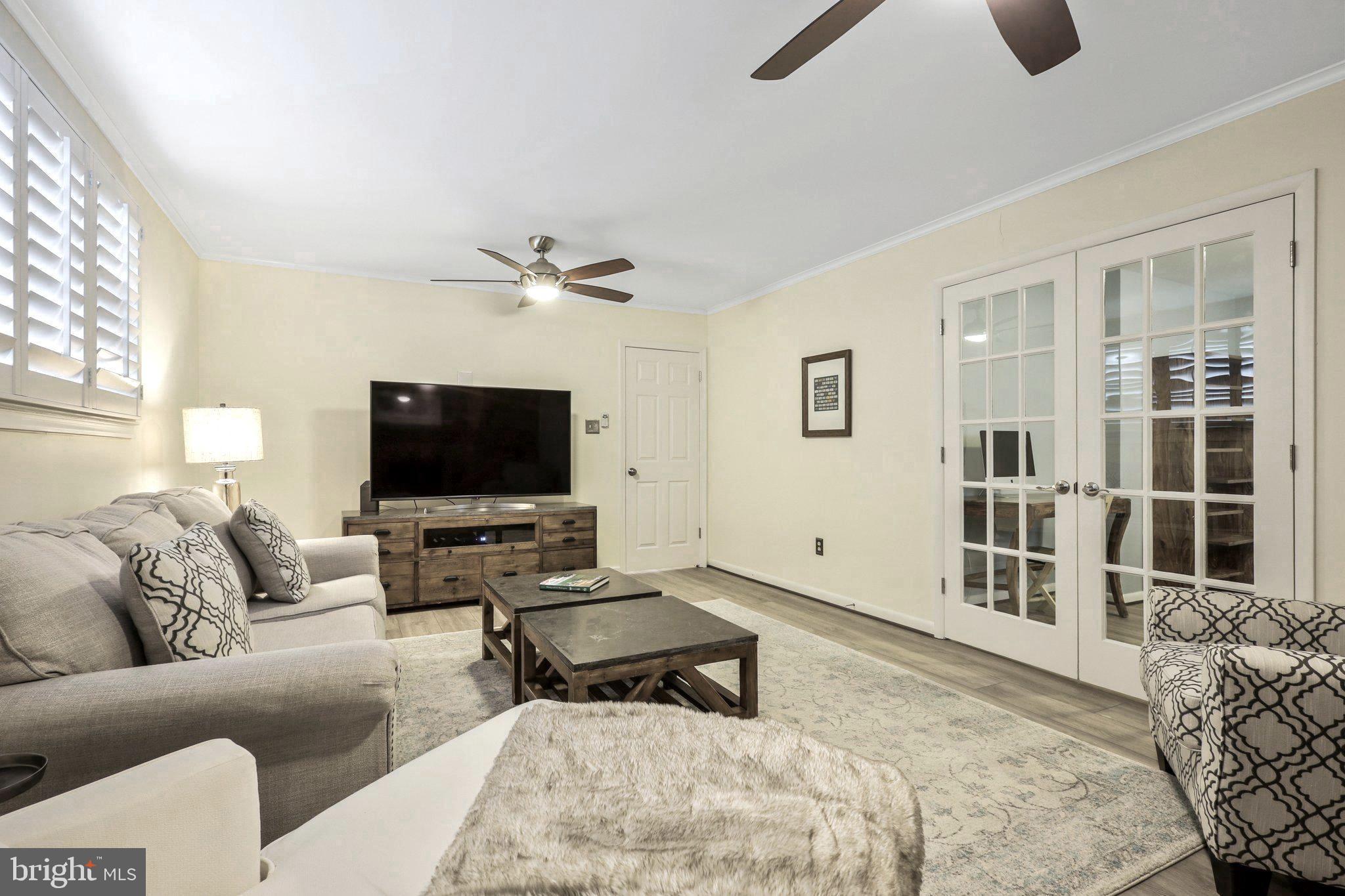 COLLINGWOOD ESTATES - Residential