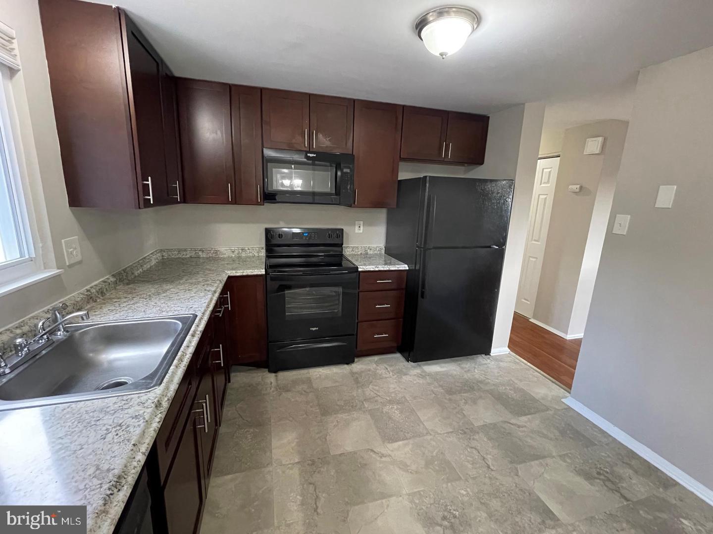 BONITA - Residential Lease