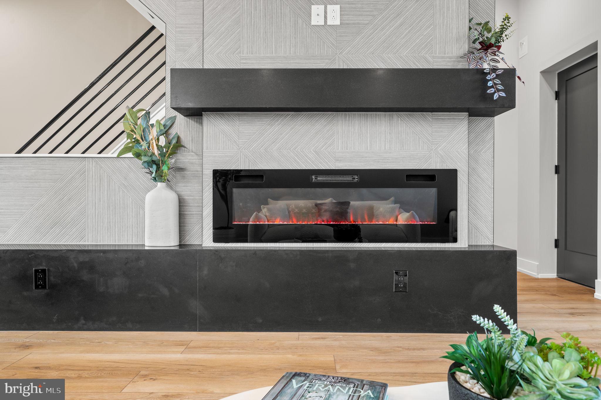 PORT RICHMOND - Residential