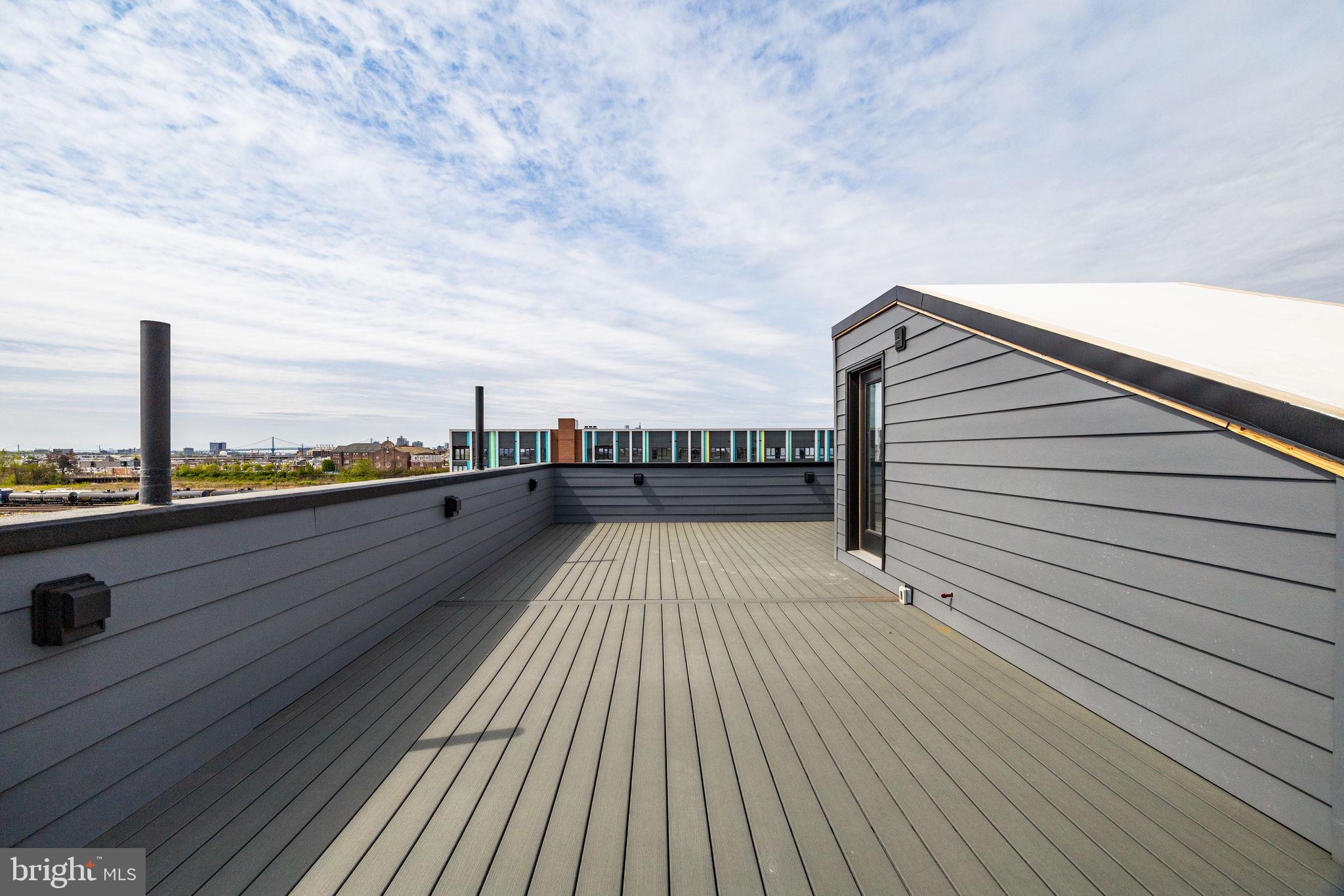 PORT RICHMOND - Residential