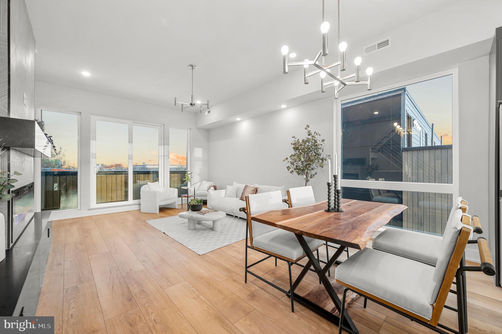 PORT RICHMOND - Residential