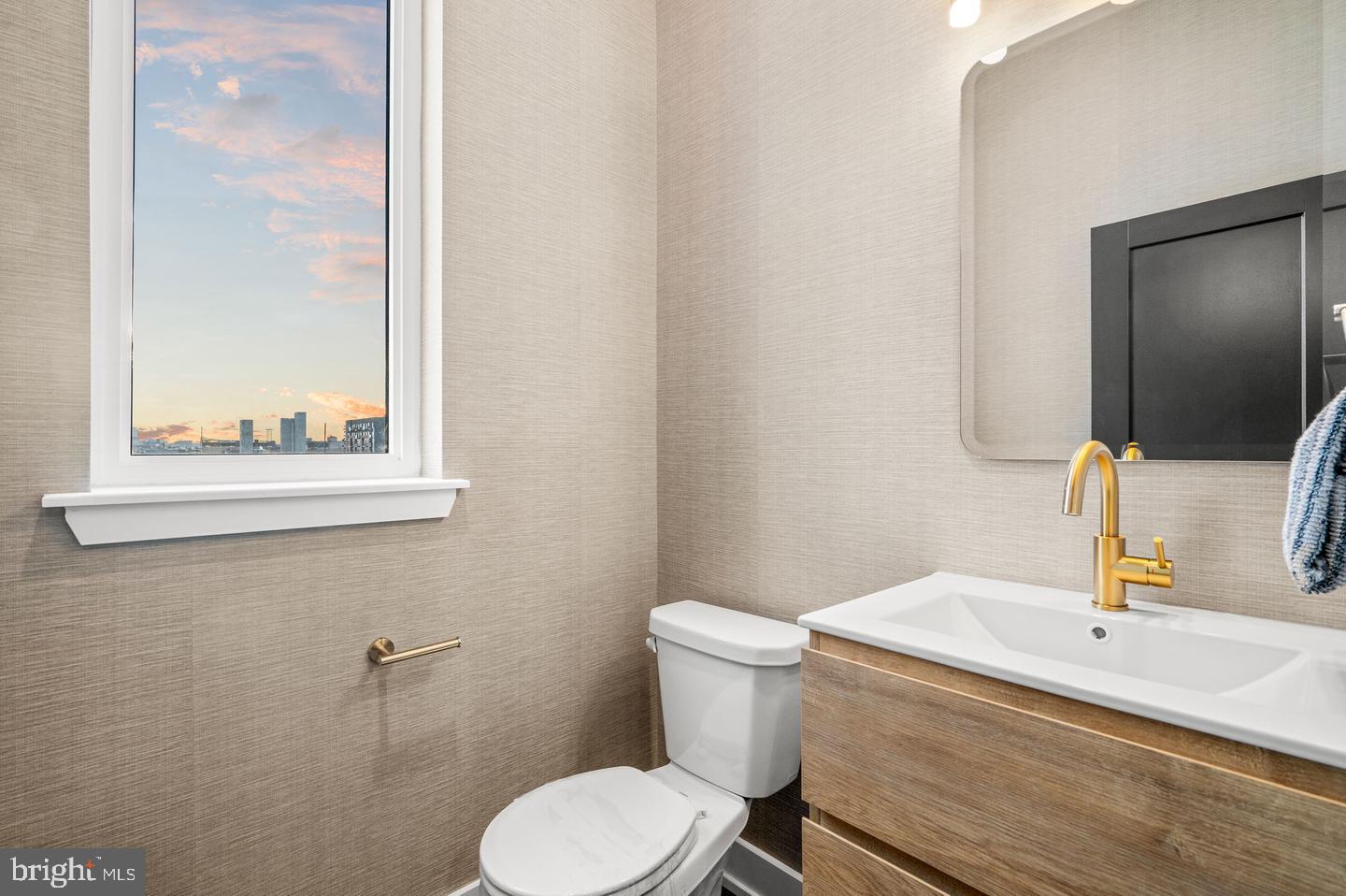 PORT RICHMOND - Residential