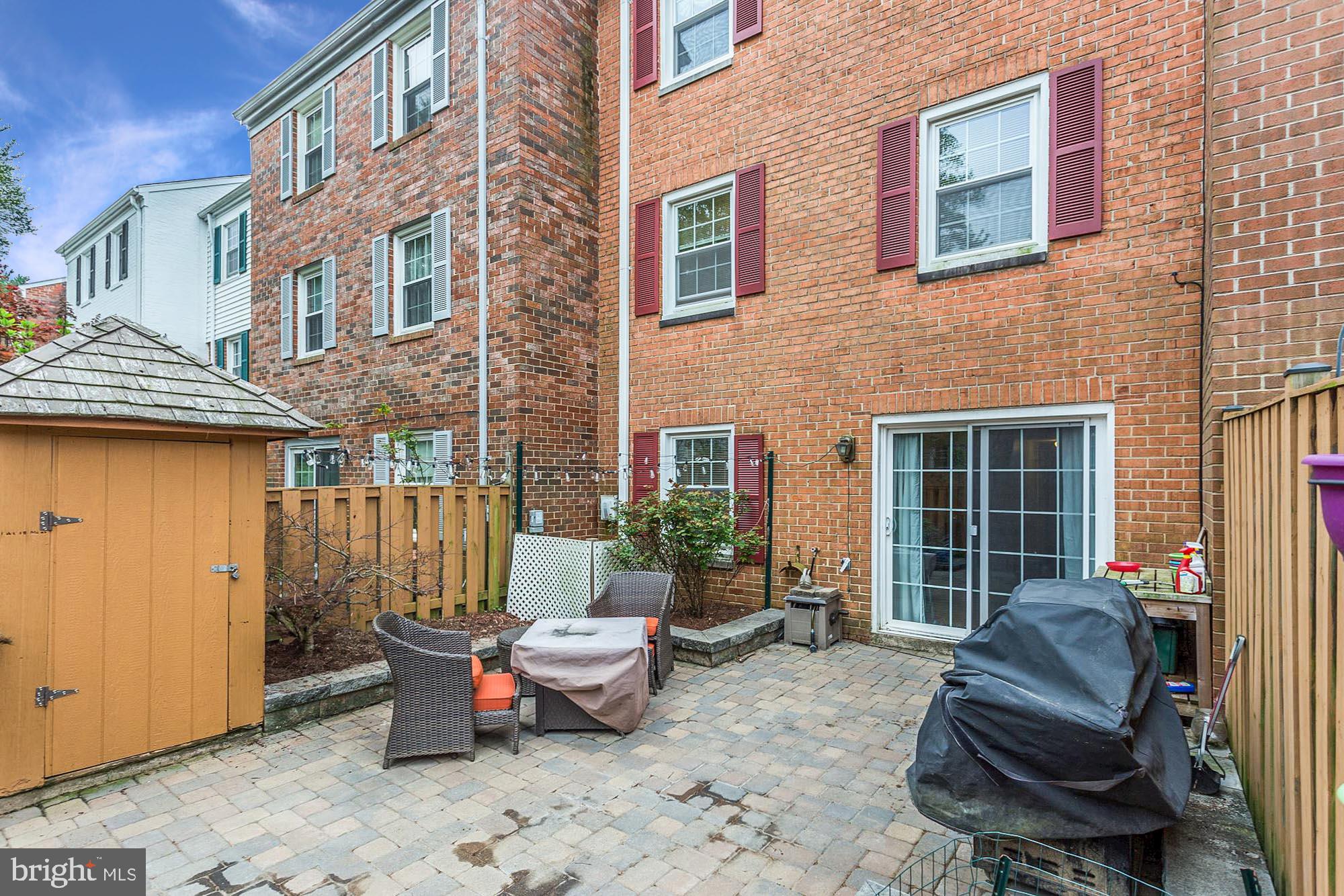 DIAMOND FARMS - Residential