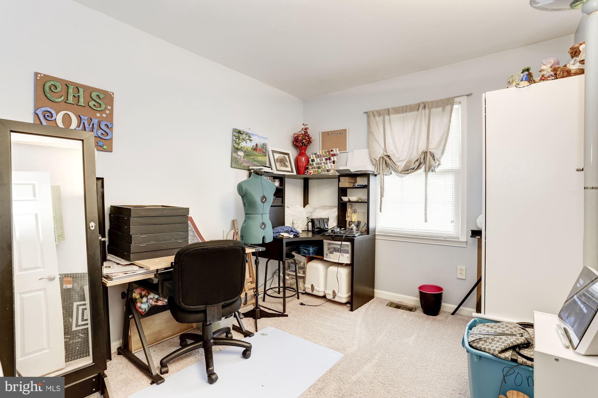 DIAMOND FARMS - Residential