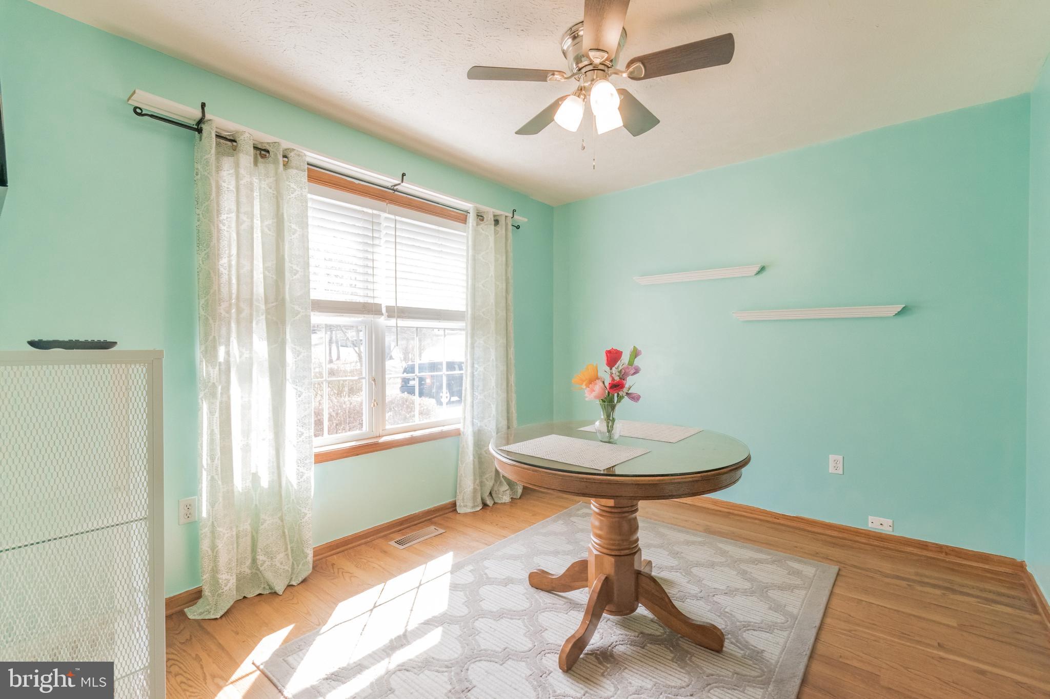 PEBBLE RIDGE - Residential