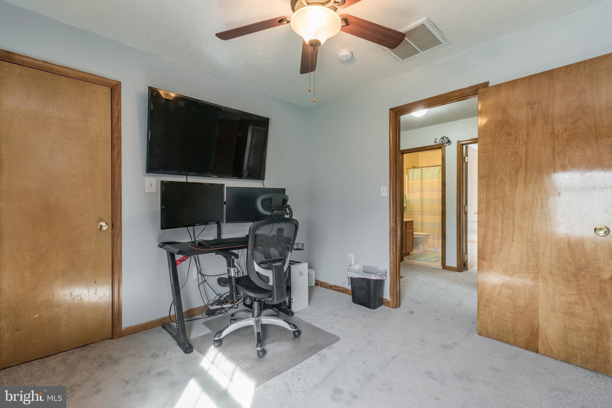 PEBBLE RIDGE - Residential