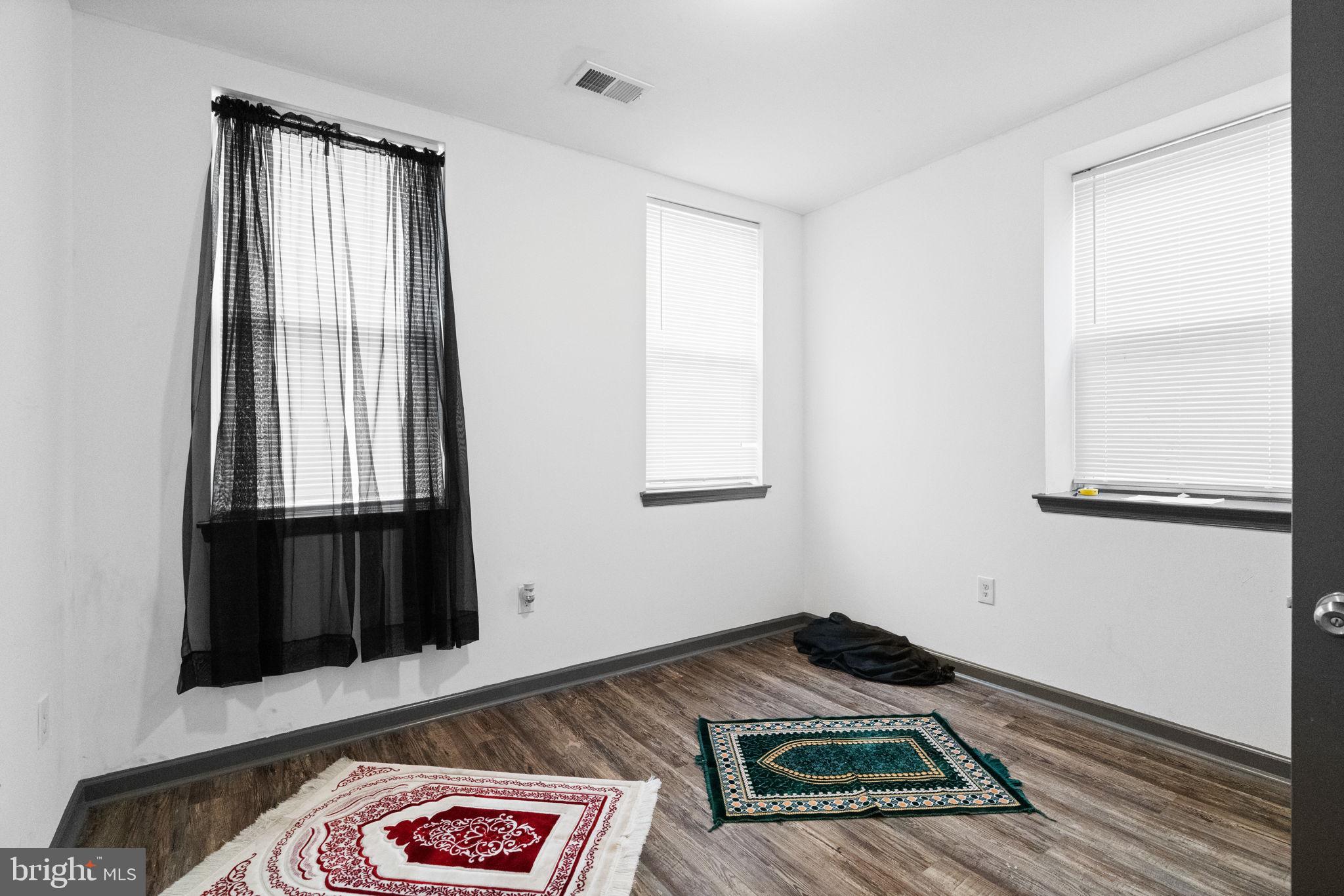 NICETOWN - Residential Income