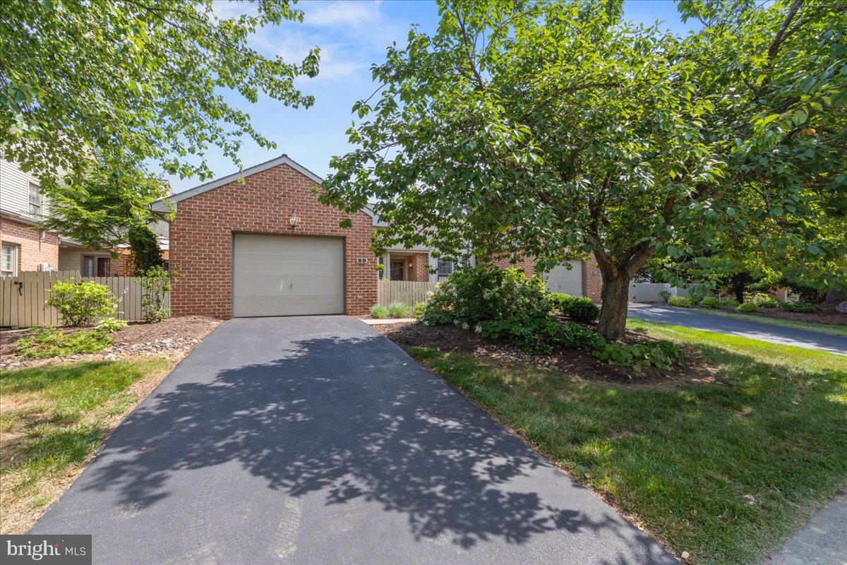 89 CAMBRIDGE DRIVE