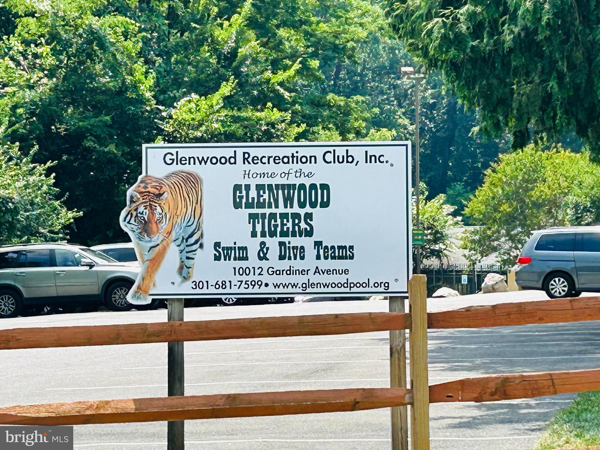 CARROLL KNOLLS - Residential