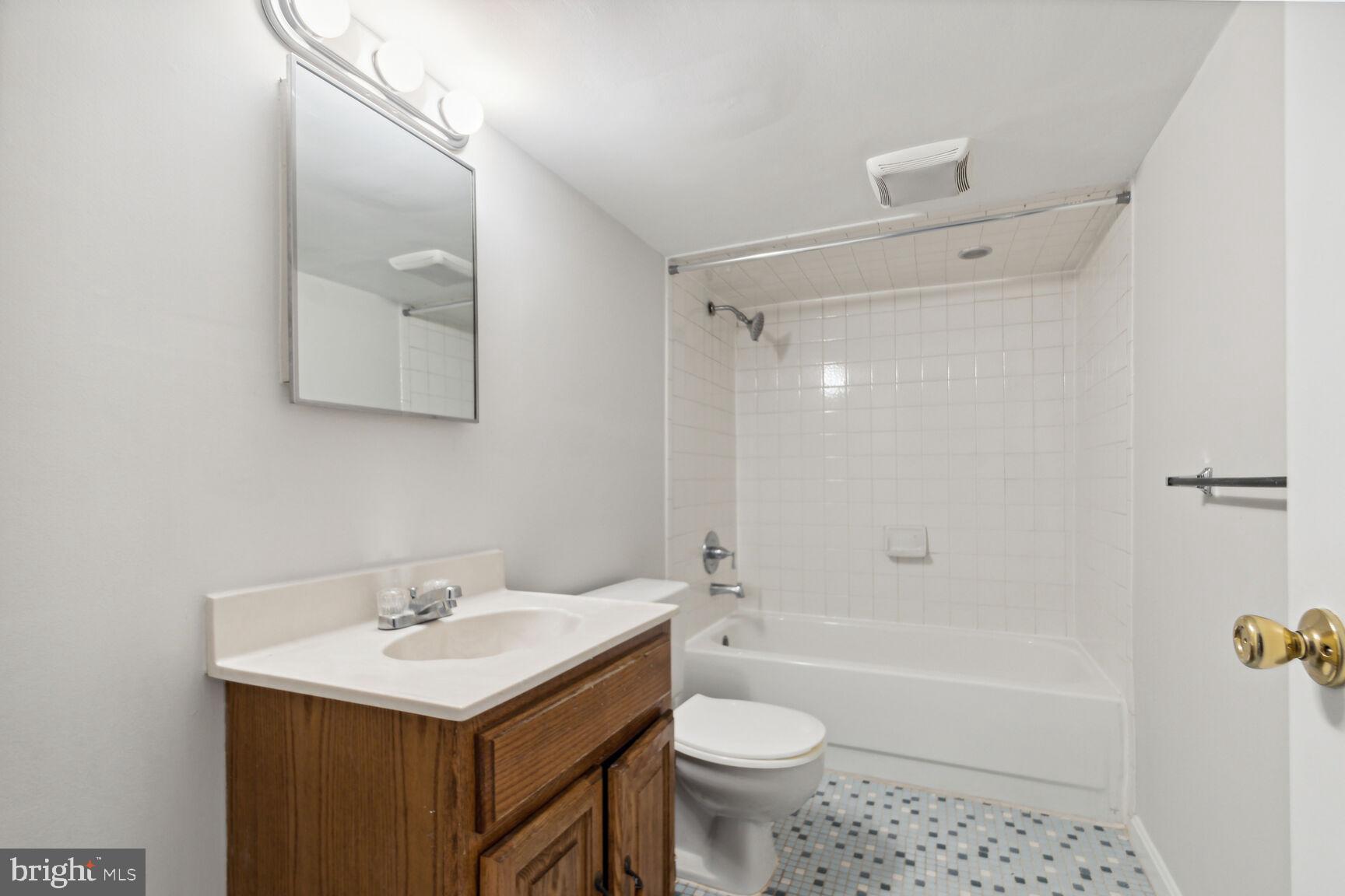 CARROLL KNOLLS - Residential