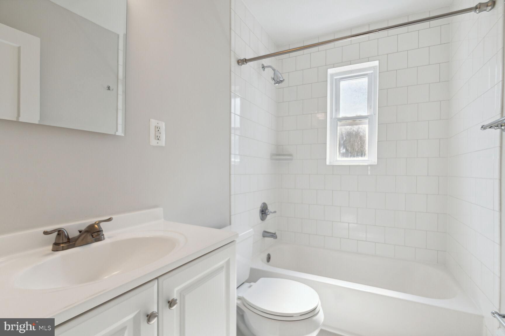 CARROLL KNOLLS - Residential