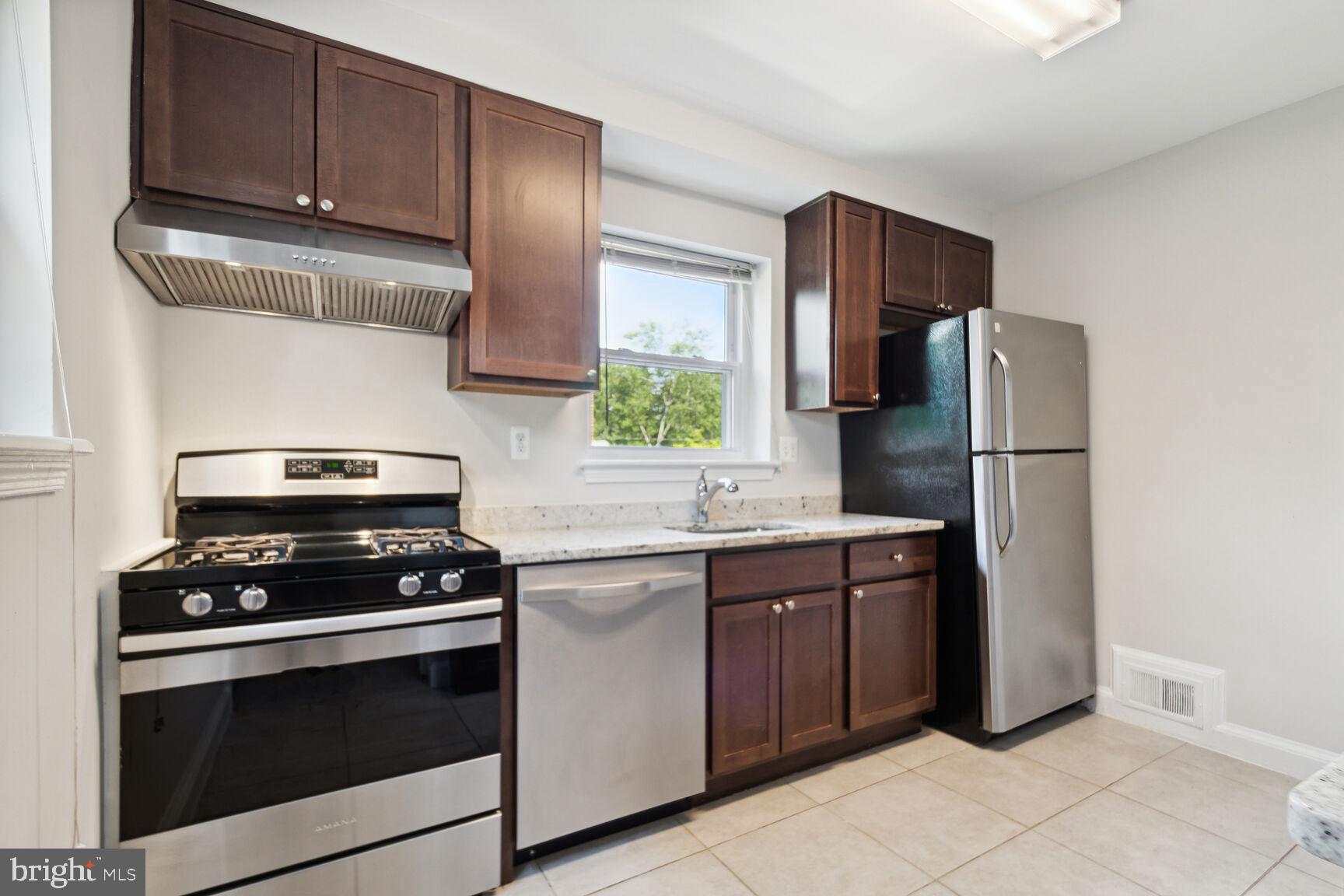 CARROLL KNOLLS - Residential