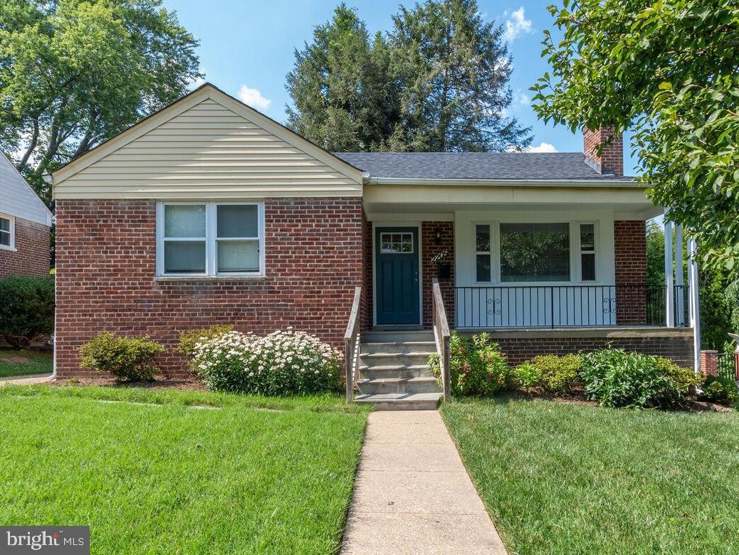 CARROLL KNOLLS - Residential