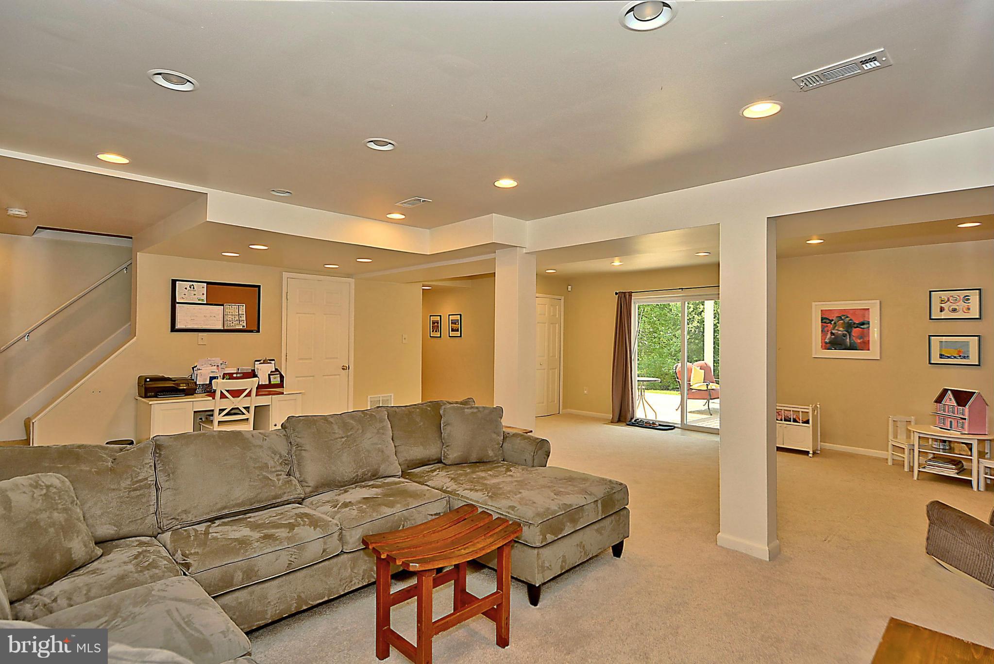 HENSLEY ESTATE - Residential