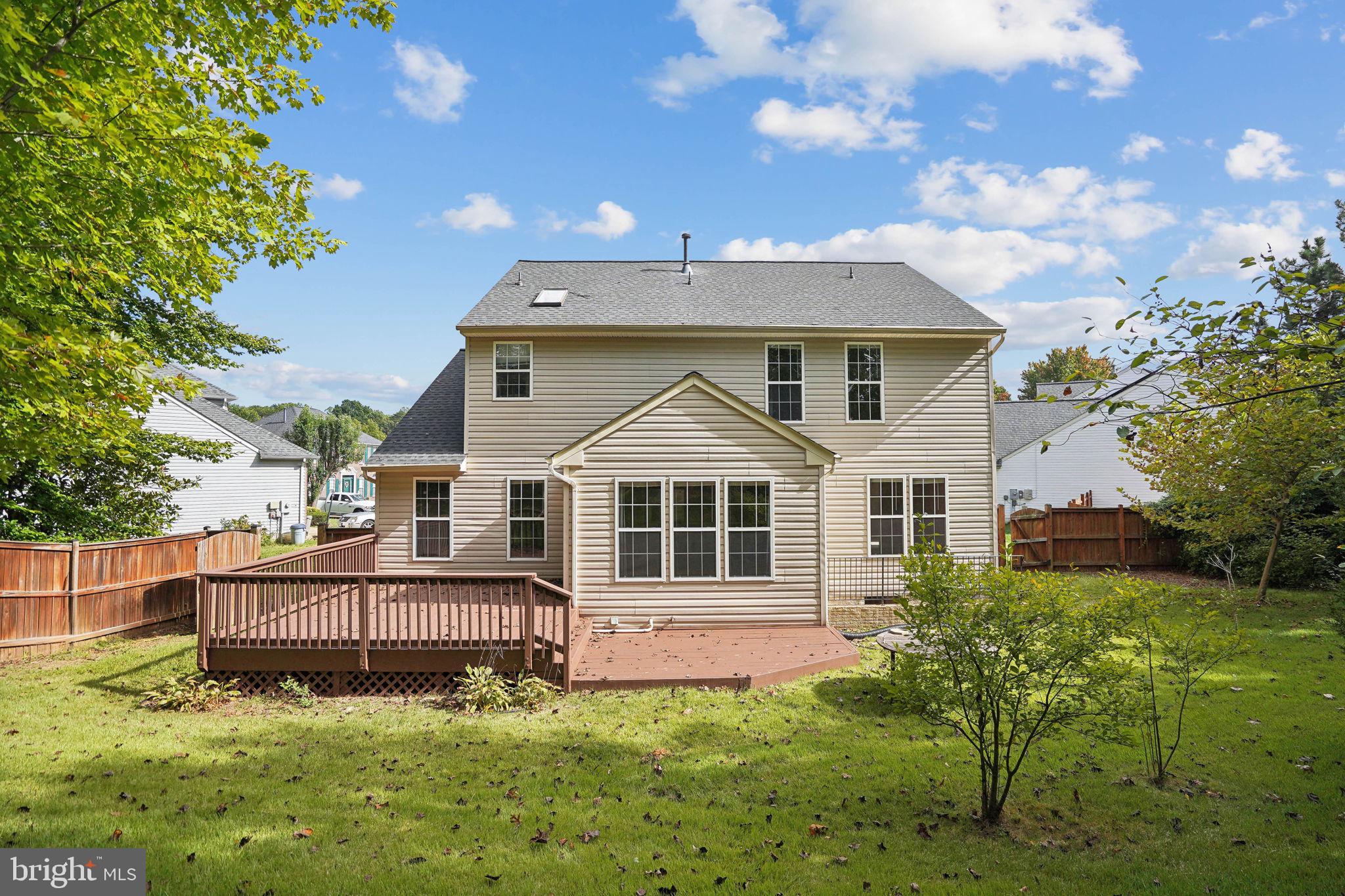 COURTLANDT HEIGHTS - Residential Lease