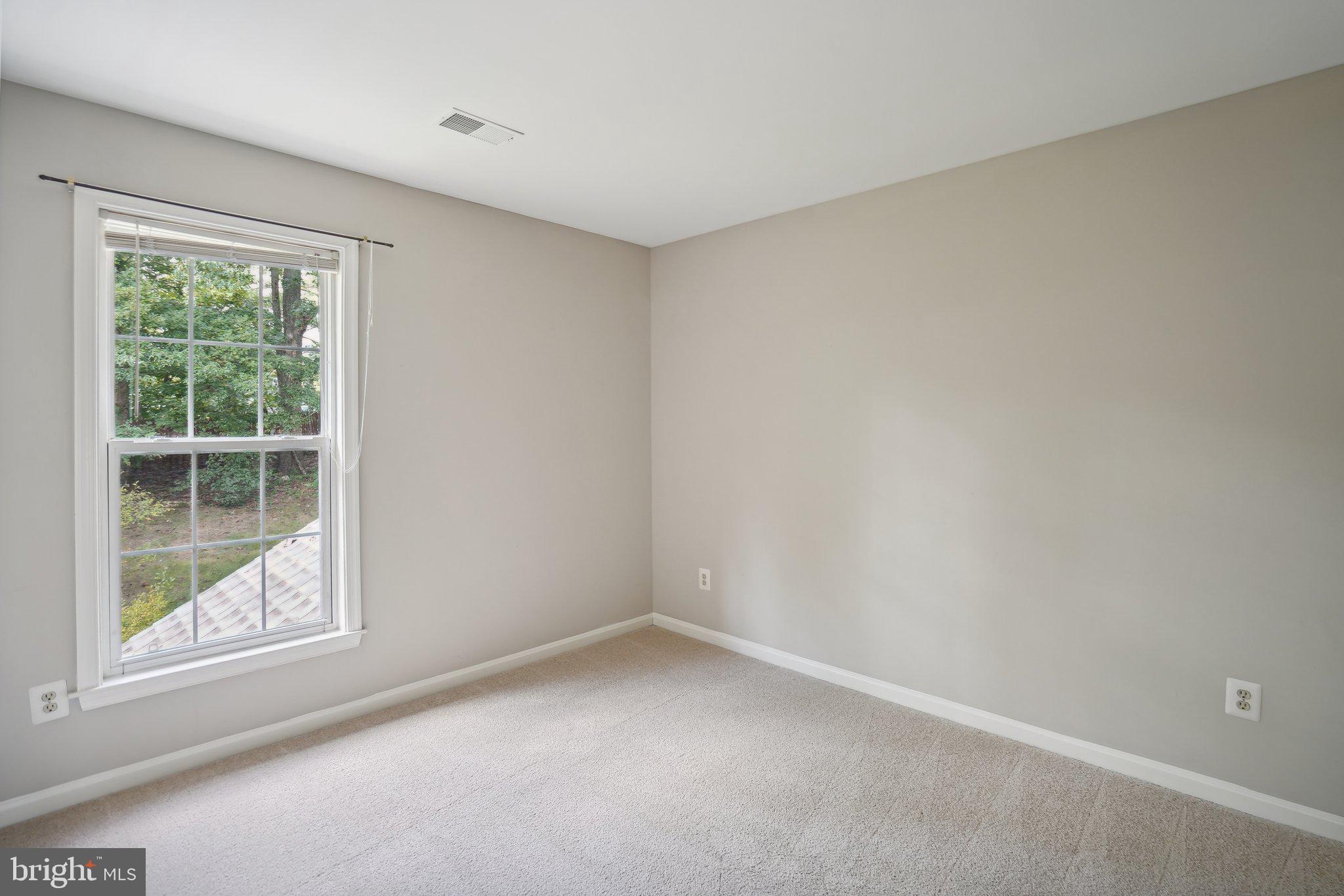 COURTLANDT HEIGHTS - Residential Lease