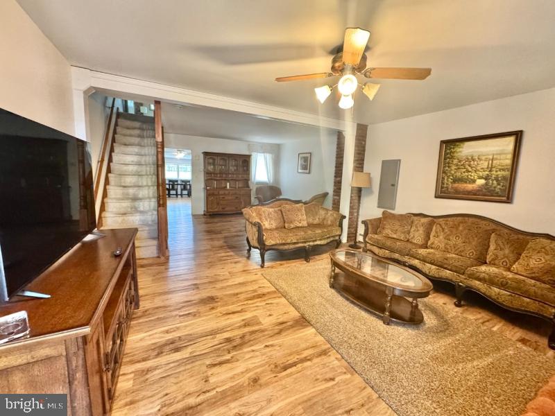 5 ARNETT AVENUE