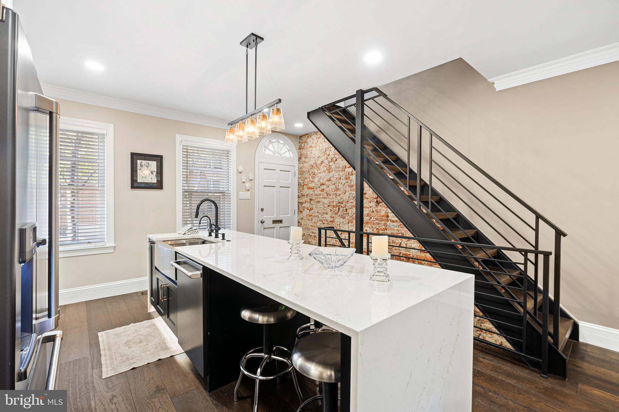 WASHINGTON SQ WEST - Residential