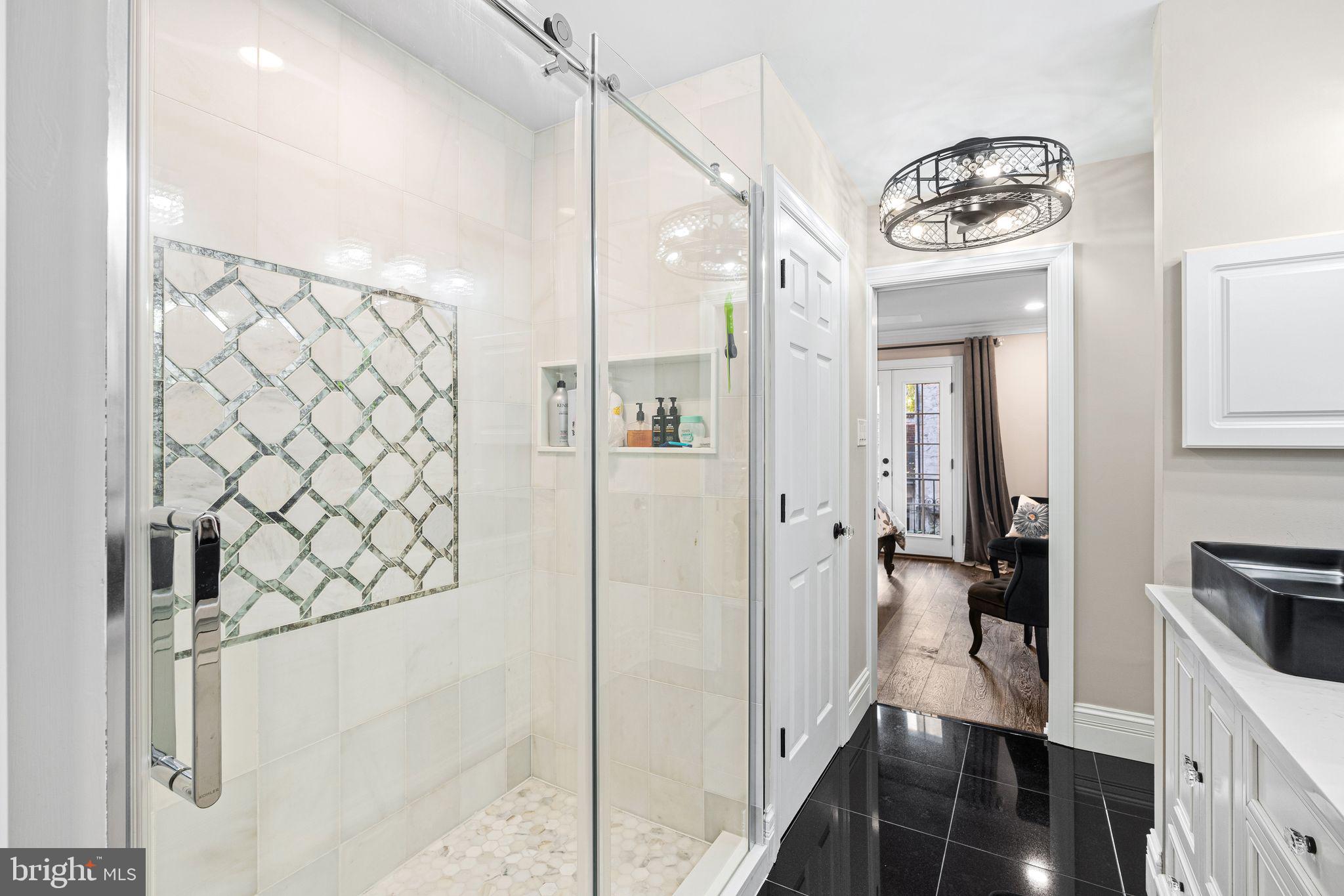 WASHINGTON SQ WEST - Residential